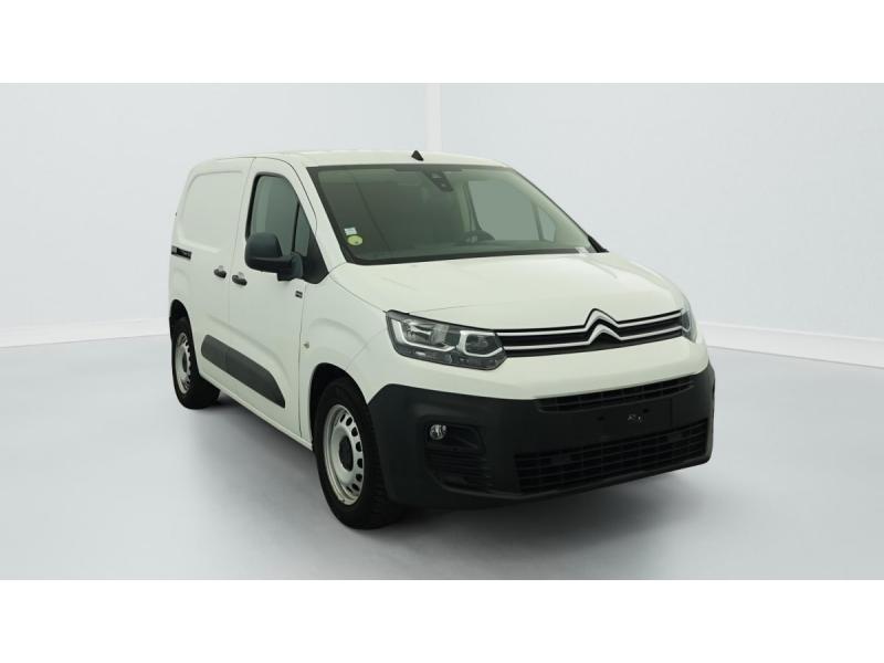 {marque}-{modele}-{version}