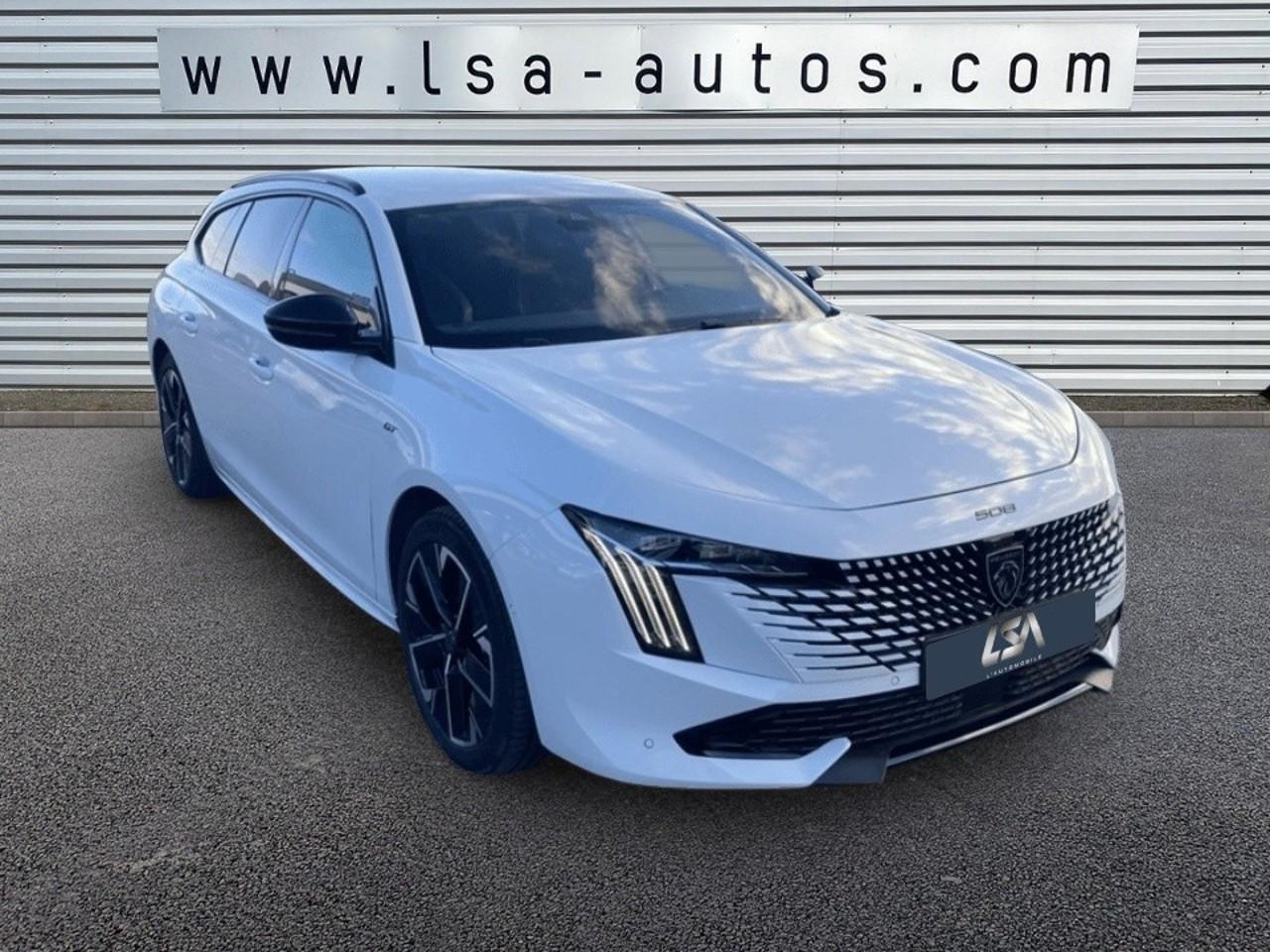 {marque}-{modele}-{version}