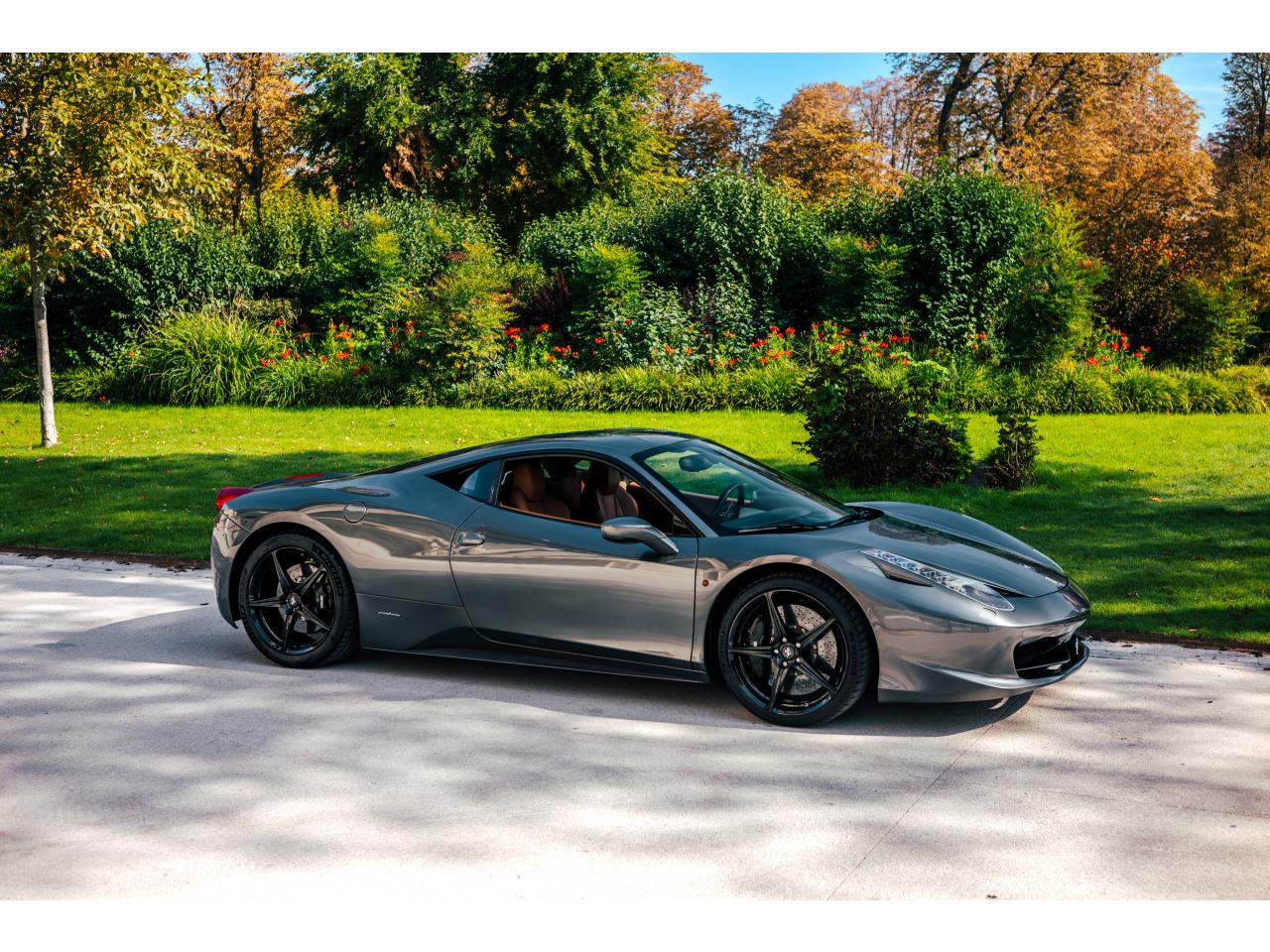 FERRARI 458