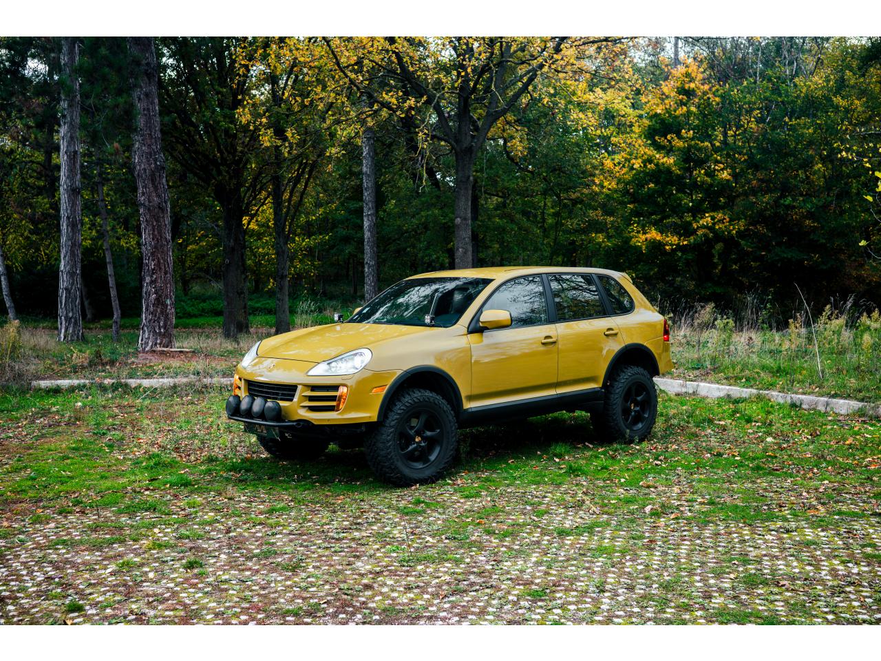 PORSCHE CAYENNE