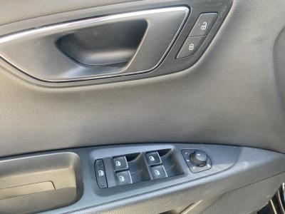 WEE CARS - SEAT-LEON-2.0 TDI 184 FR DSG BVA START-STOP