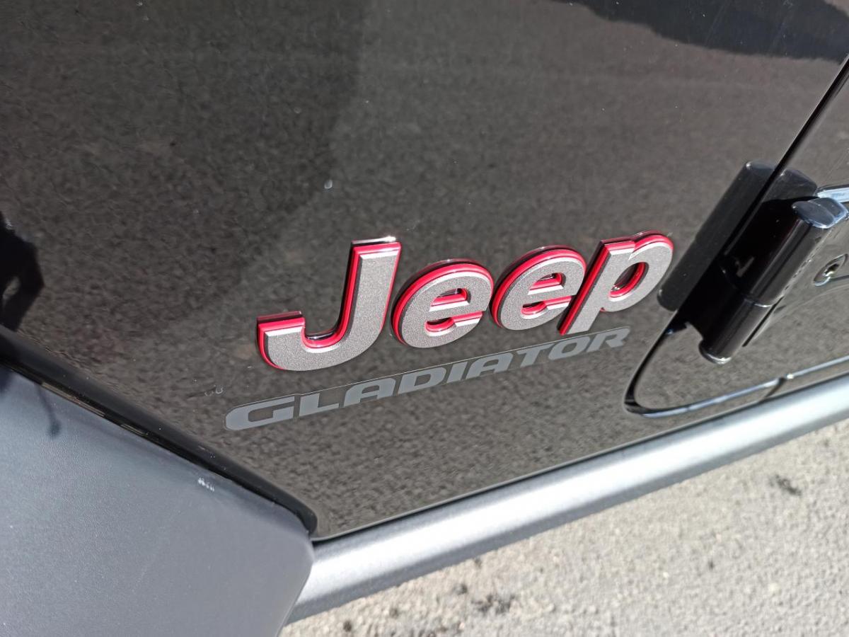 JEEP GLADIATOR Crew cab Rubicon V6 3.6 L Pentastar VVT