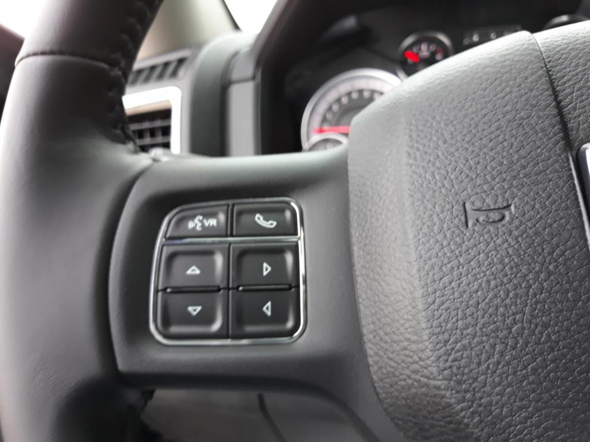 DODGE RAM CREW SPORT CLASSIC BLACK EDITION 2020
