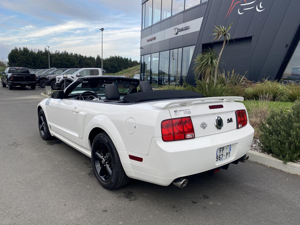 FORD MUSTANG GT CS Cabriolet V8 4.6L BVM5