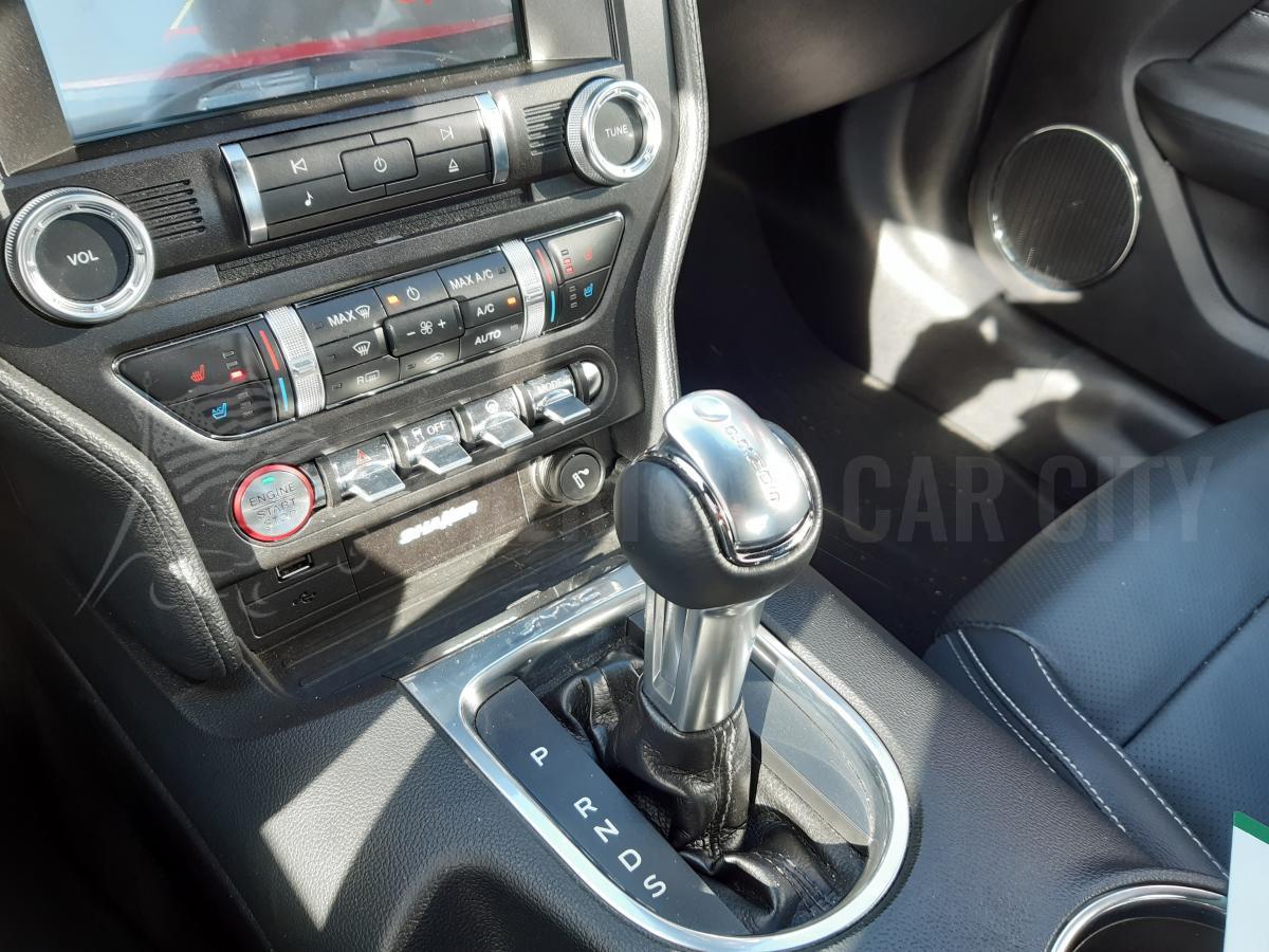 FORD MUSTANG Fastback GT 5.0L V8 450ch