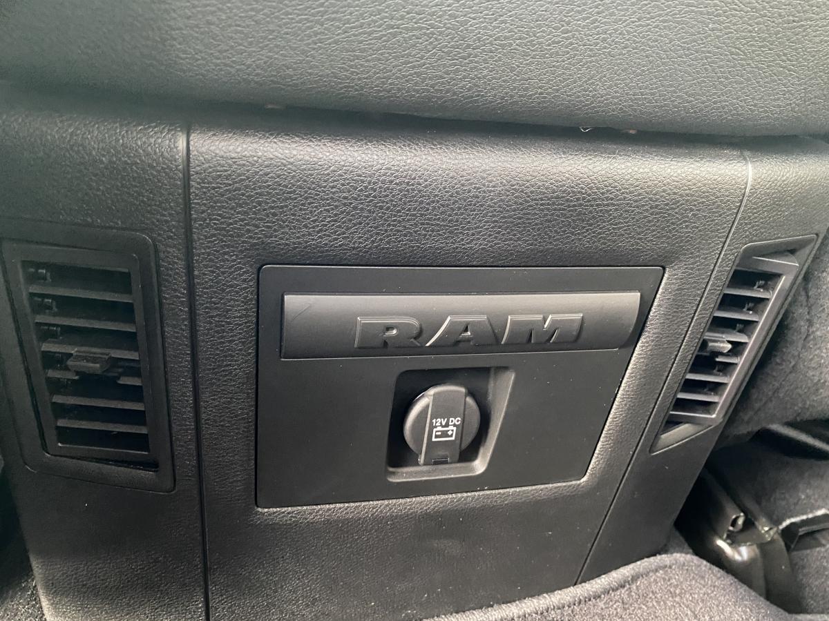 DODGE RAM CREW SPORT CLASSIC BLACK PACKAGE 2020