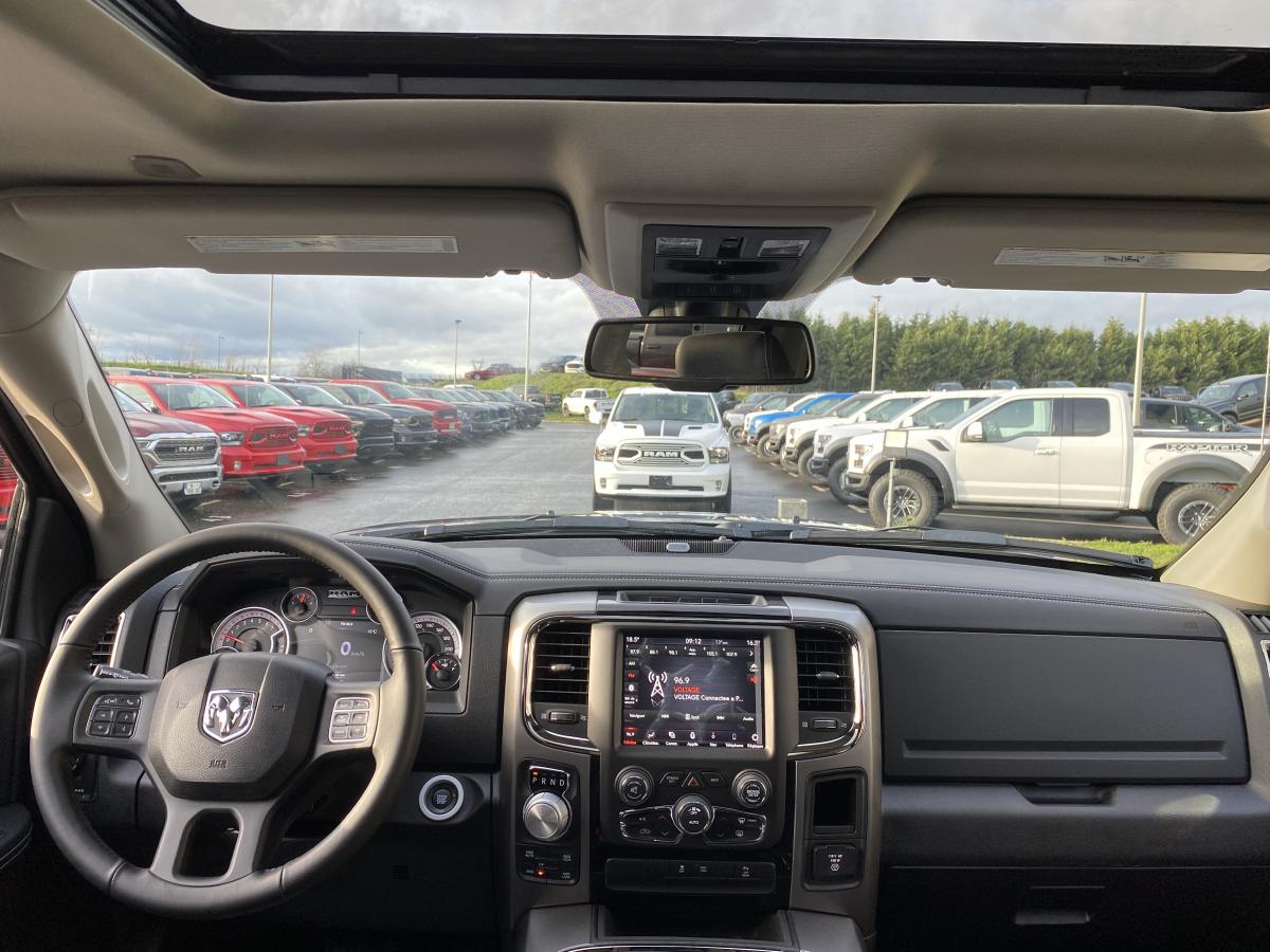DODGE RAM CREW SPORT CLASSIC BLACK PACKAGE 2020