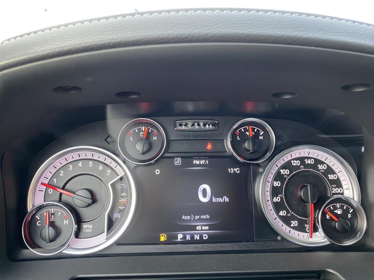 DODGE RAM CREW SPORT CLASSIC BLACK PACKAGE 2020