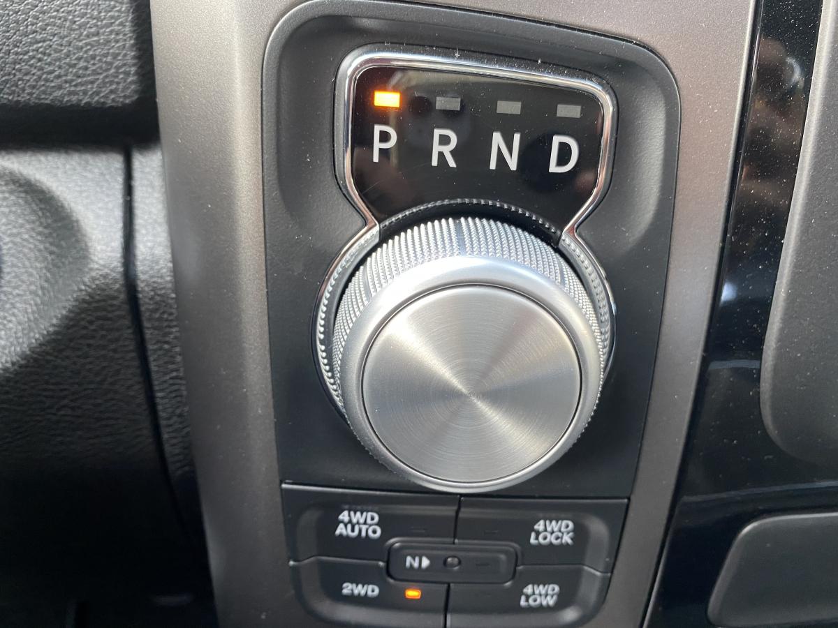 DODGE RAM CREW SPORT CLASSIC BLACK PACKAGE 2020