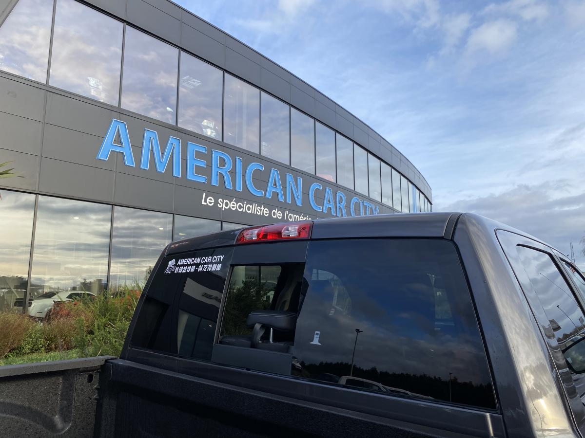 DODGE RAM CREW SPORT CLASSIC BLACK PACKAGE 2020