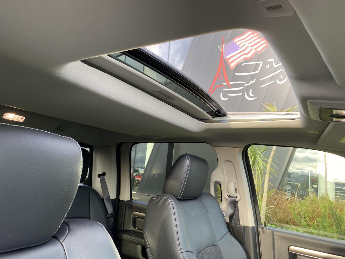 DODGE RAM CREW SPORT CLASSIC BLACK PACKAGE 2020