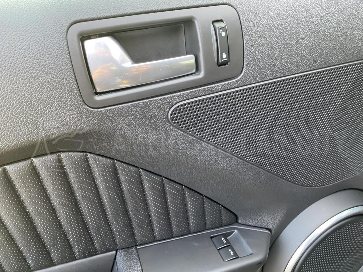 FORD MUSTANG Shelby GT500 V8 5.8L 662ch 2014