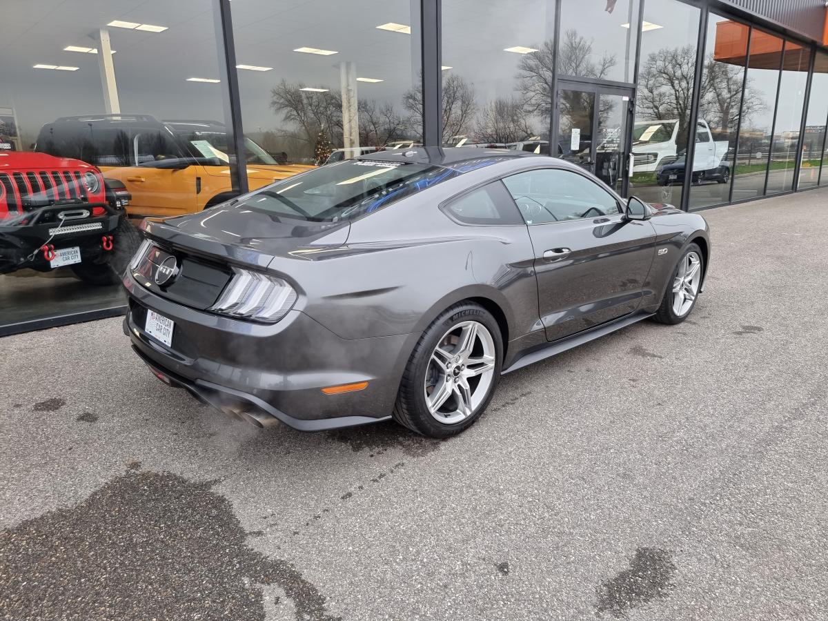 FORD MUSTANG Fastback GT 5.0L V8 450ch