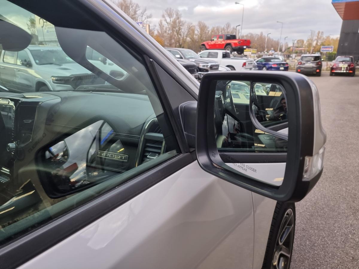 DODGE RAM 1500 CREW SPORT 2019 - E85