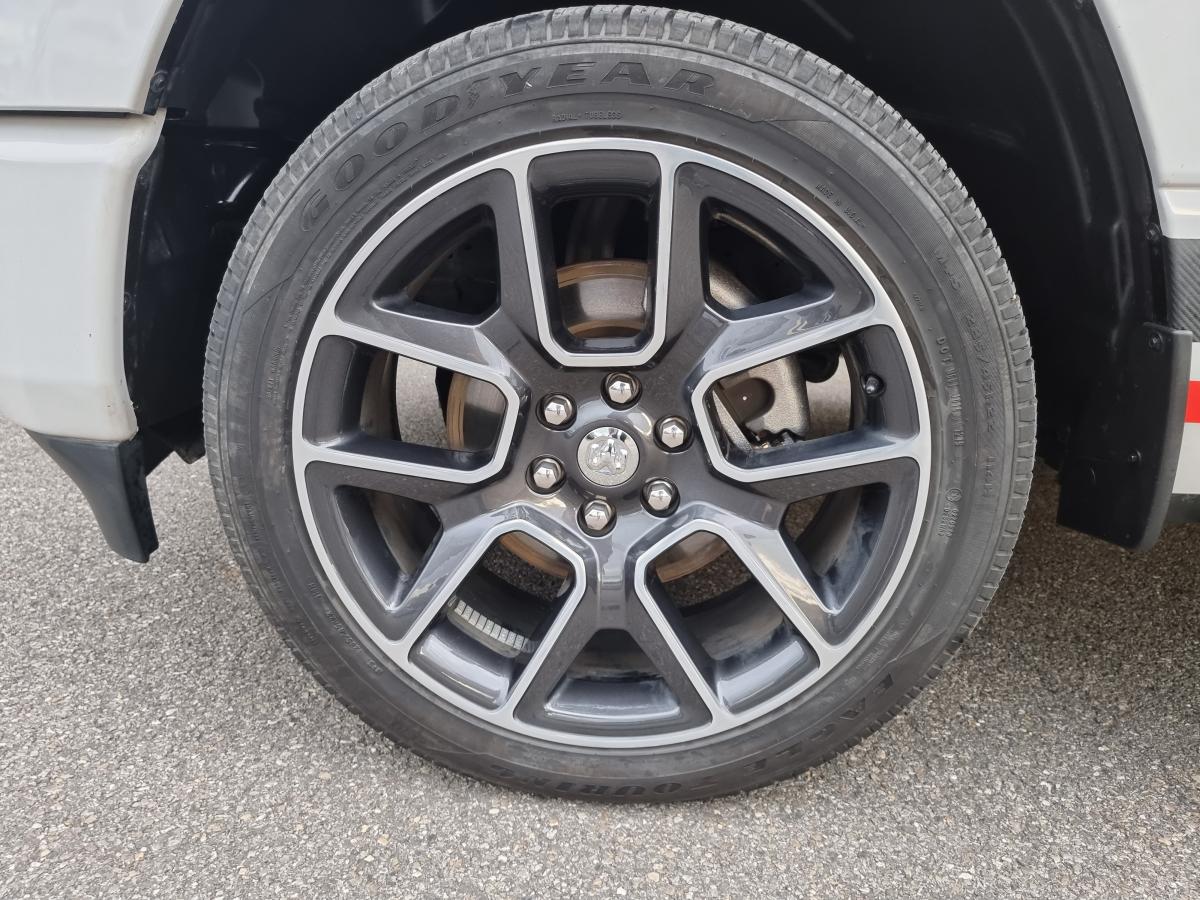 DODGE RAM 1500 CREW SPORT 2019 - E85