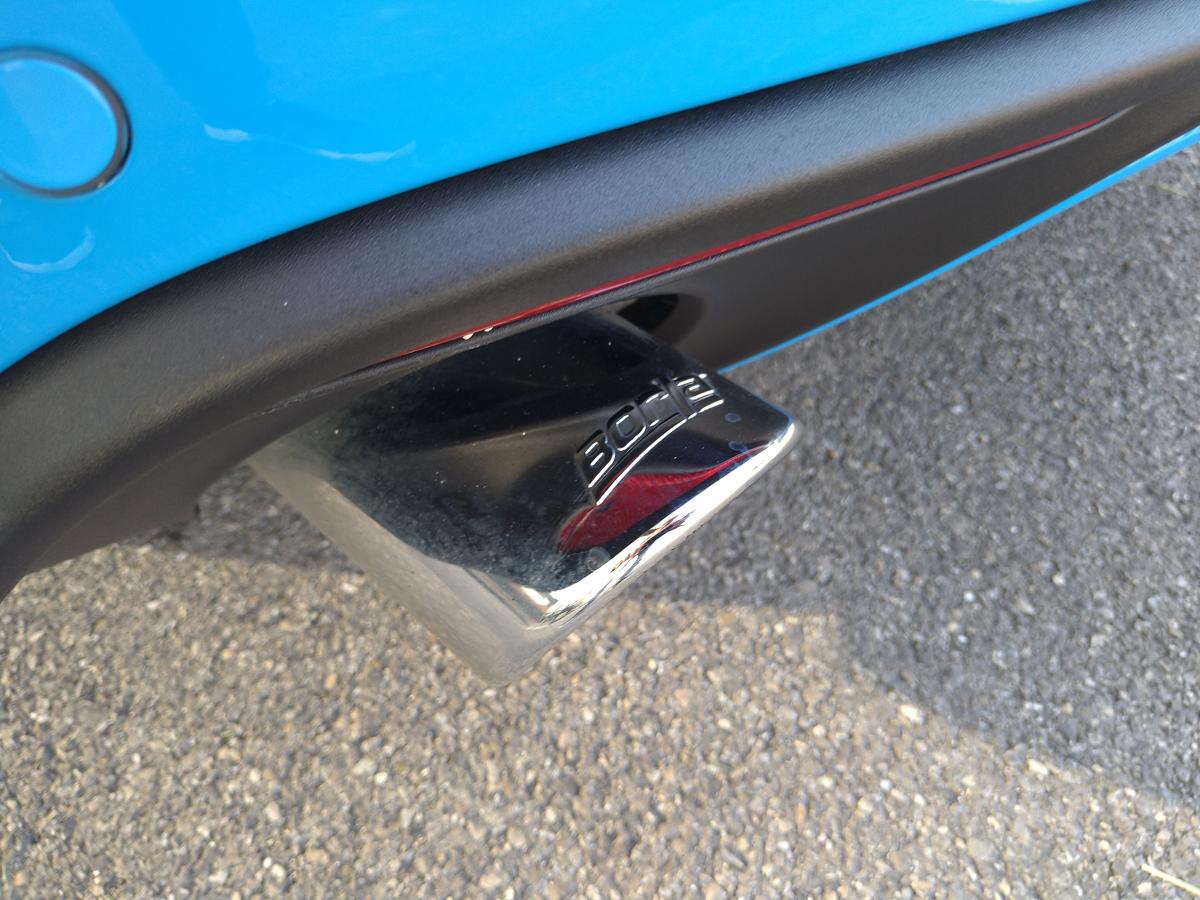 FORD MUSTANG GT Fastback V8 5.0L