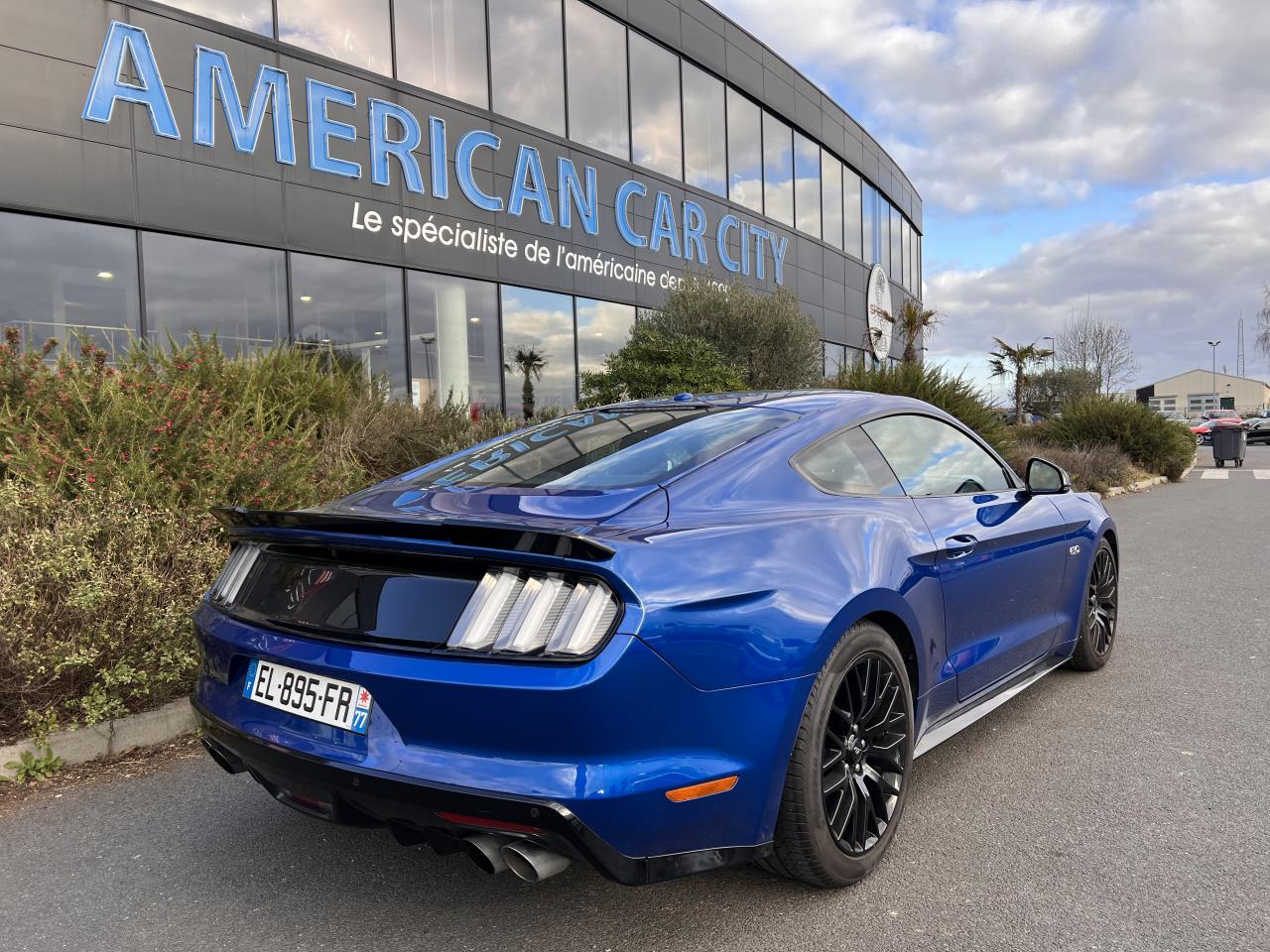 FORD MUSTANG GT Fastback 5.0 V8 Ti-VCT - 421 GT