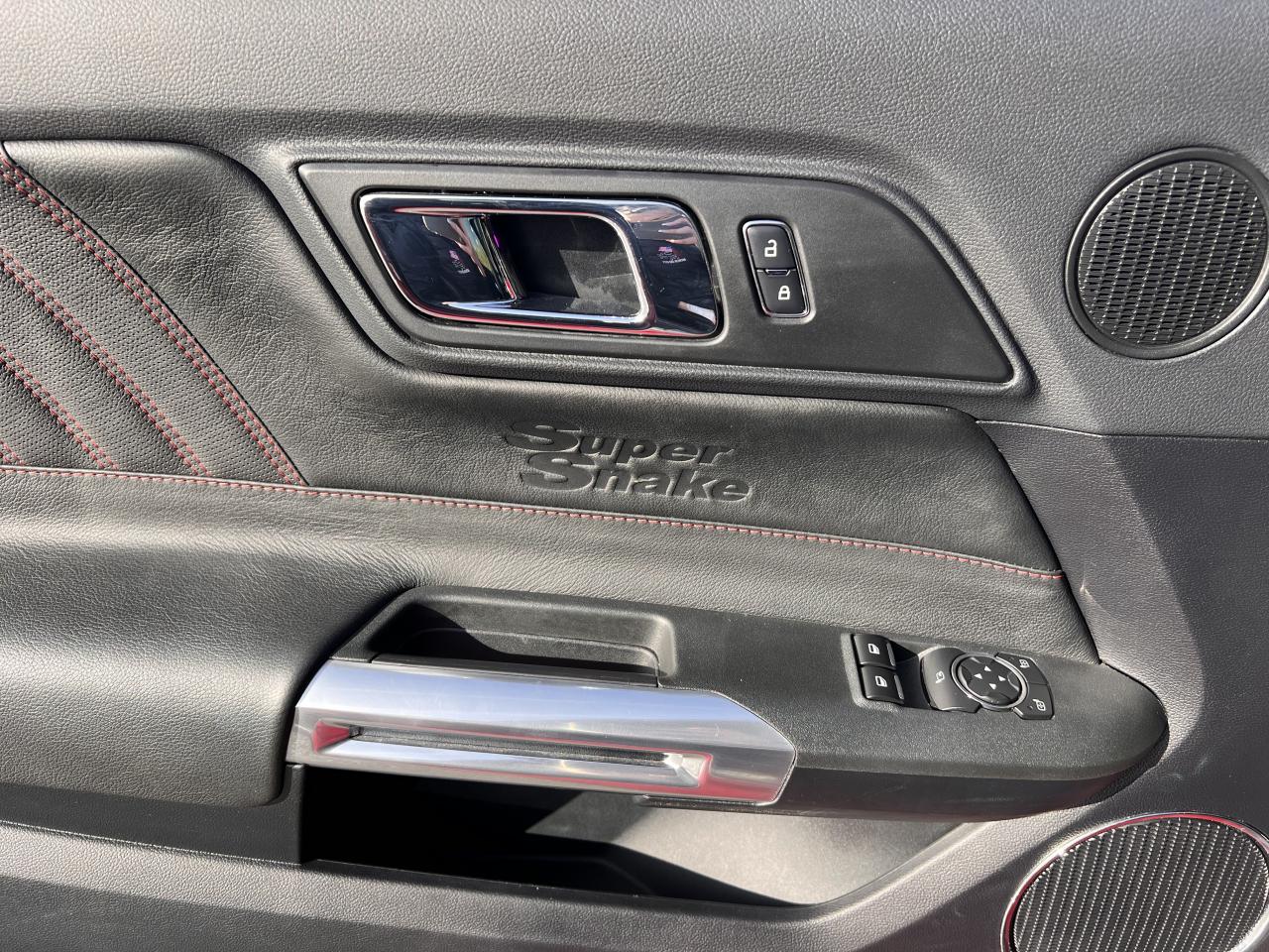 FORD MUSTANG SHELBY SUPER SNAKE V8 5.0L 750hp