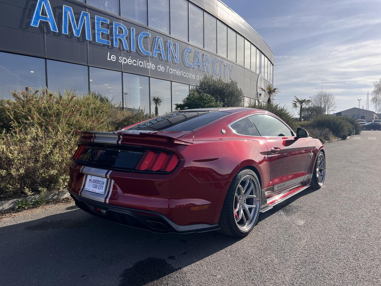 FORD MUSTANG SHELBY SUPER SNAKE V8 5.0L 750hp