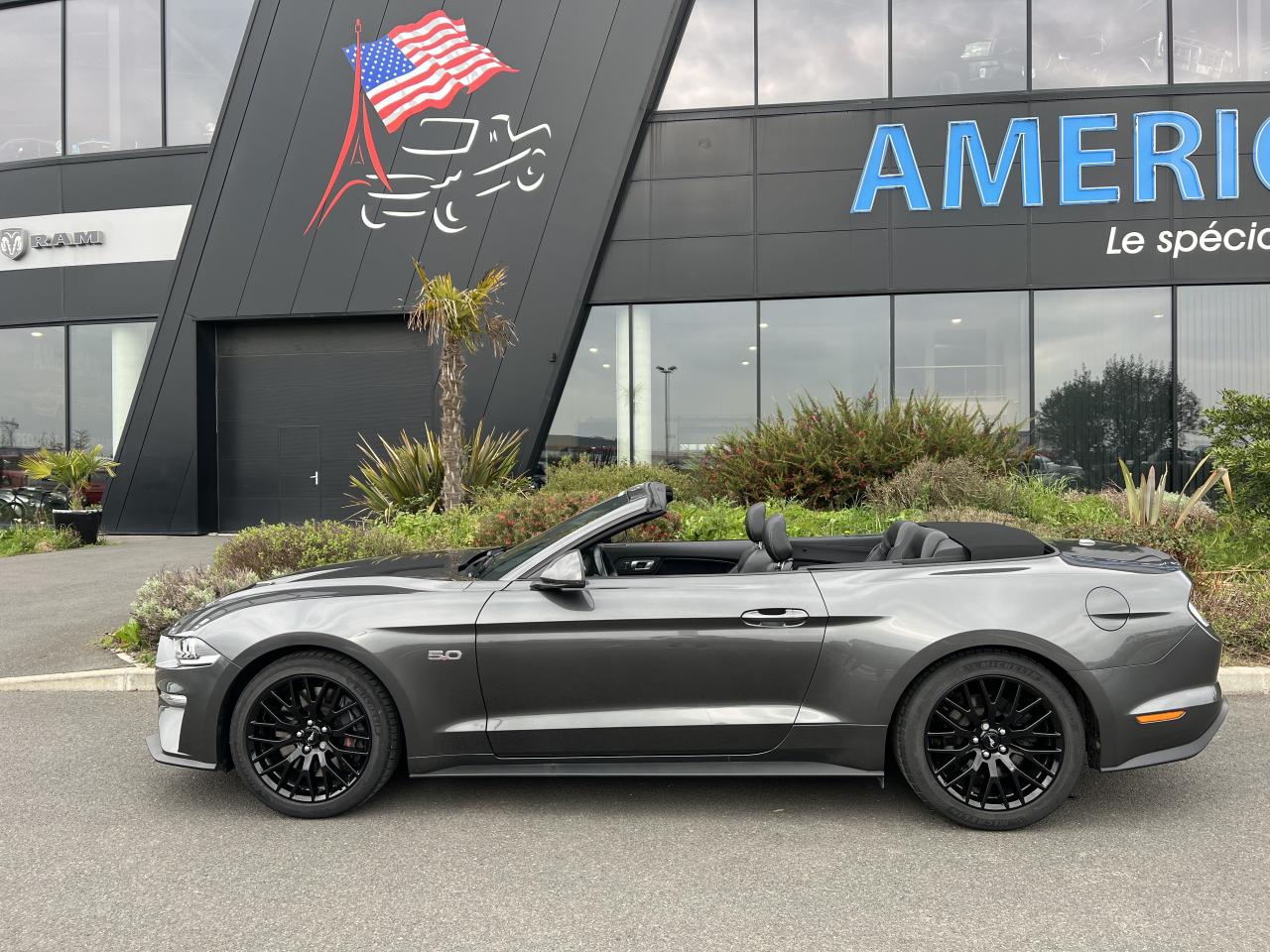 FORD MUSTANG GT CABRIOLET V8 5.0L