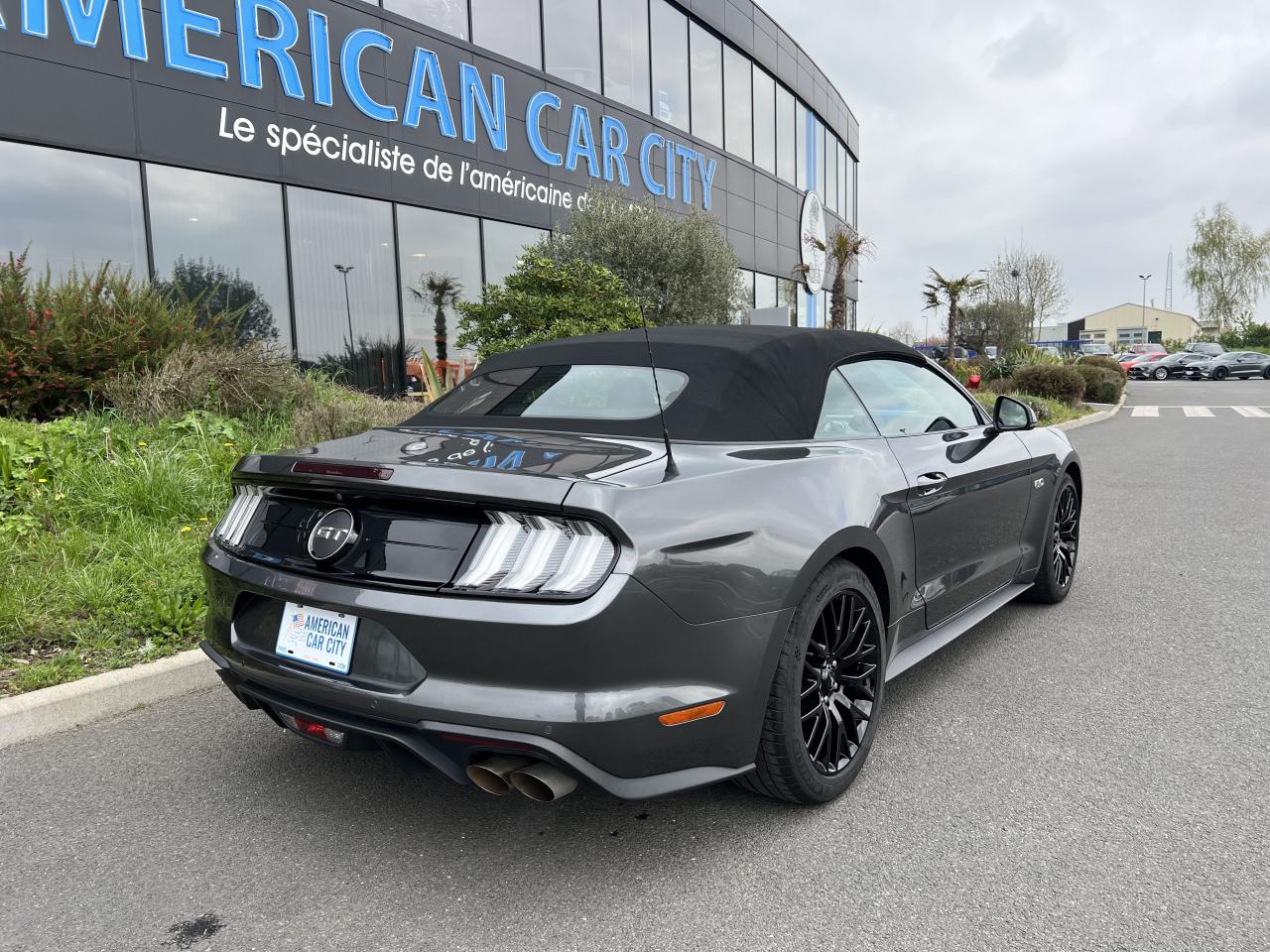FORD MUSTANG GT CABRIOLET V8 5.0L