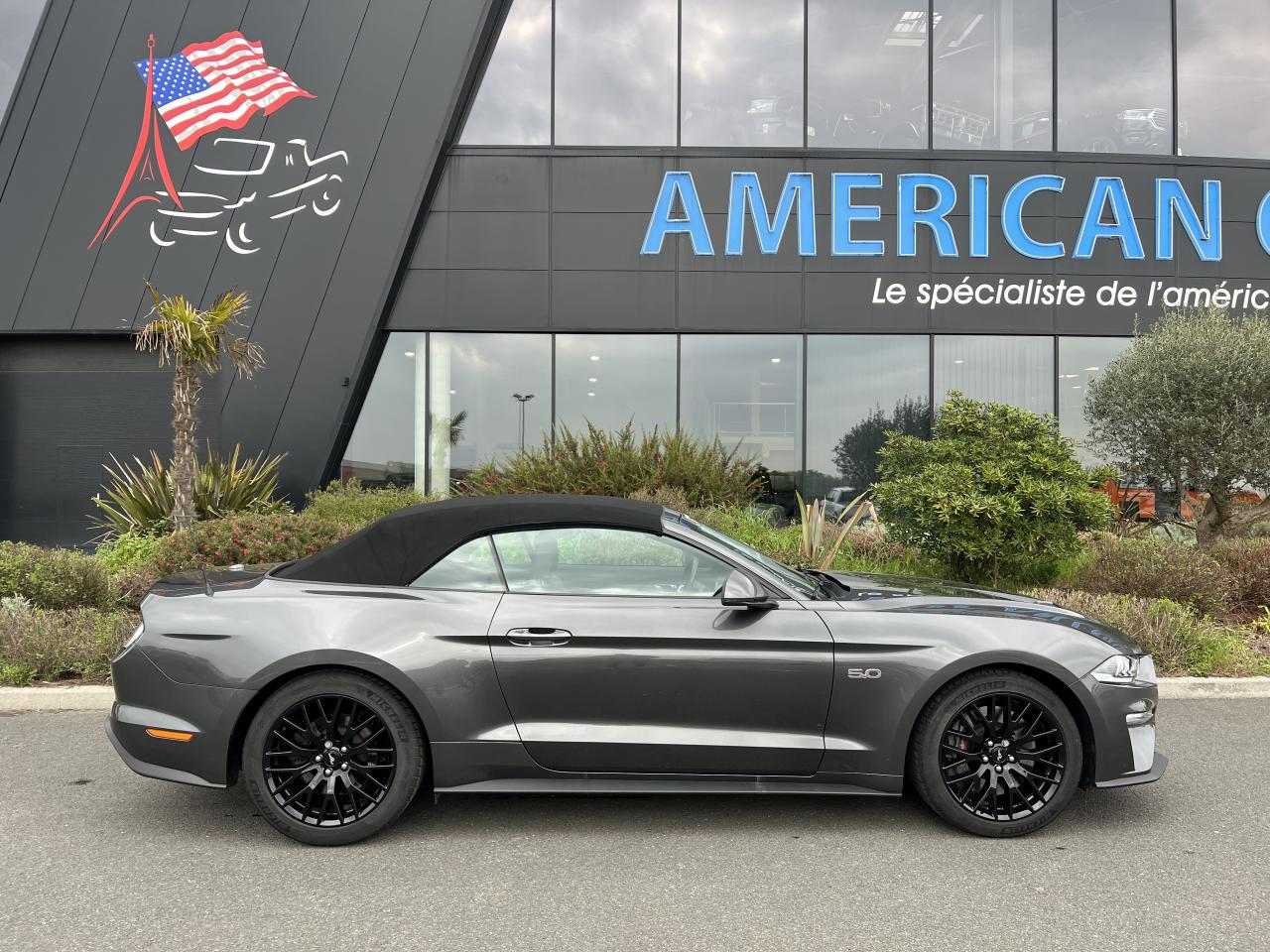 FORD MUSTANG GT CABRIOLET V8 5.0L