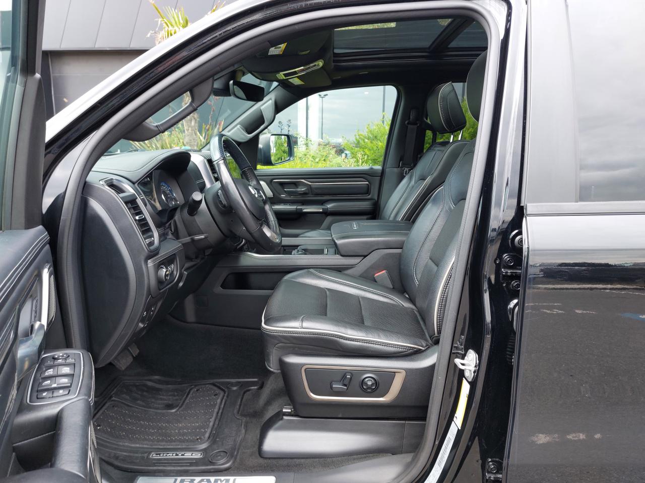 DODGE RAM 1500 CREW CAB LIMITED BLACK PACKAGE RAMBOX