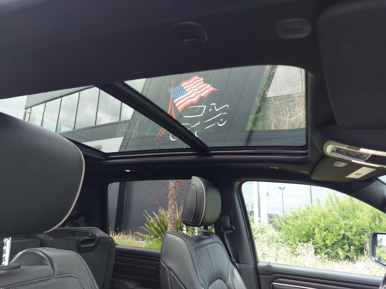 DODGE RAM 1500 CREW CAB LIMITED BLACK PACKAGE RAMBOX