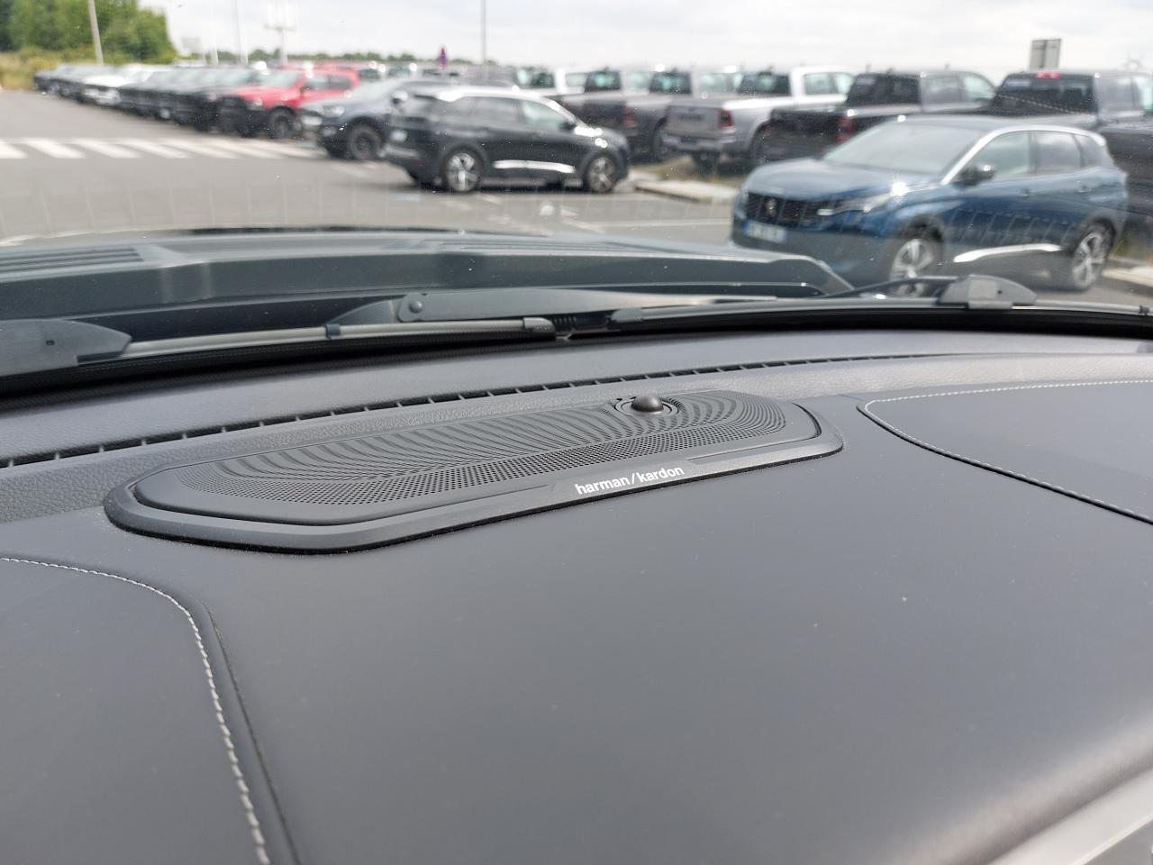 DODGE RAM 1500 CREW CAB LIMITED BLACK PACKAGE RAMBOX