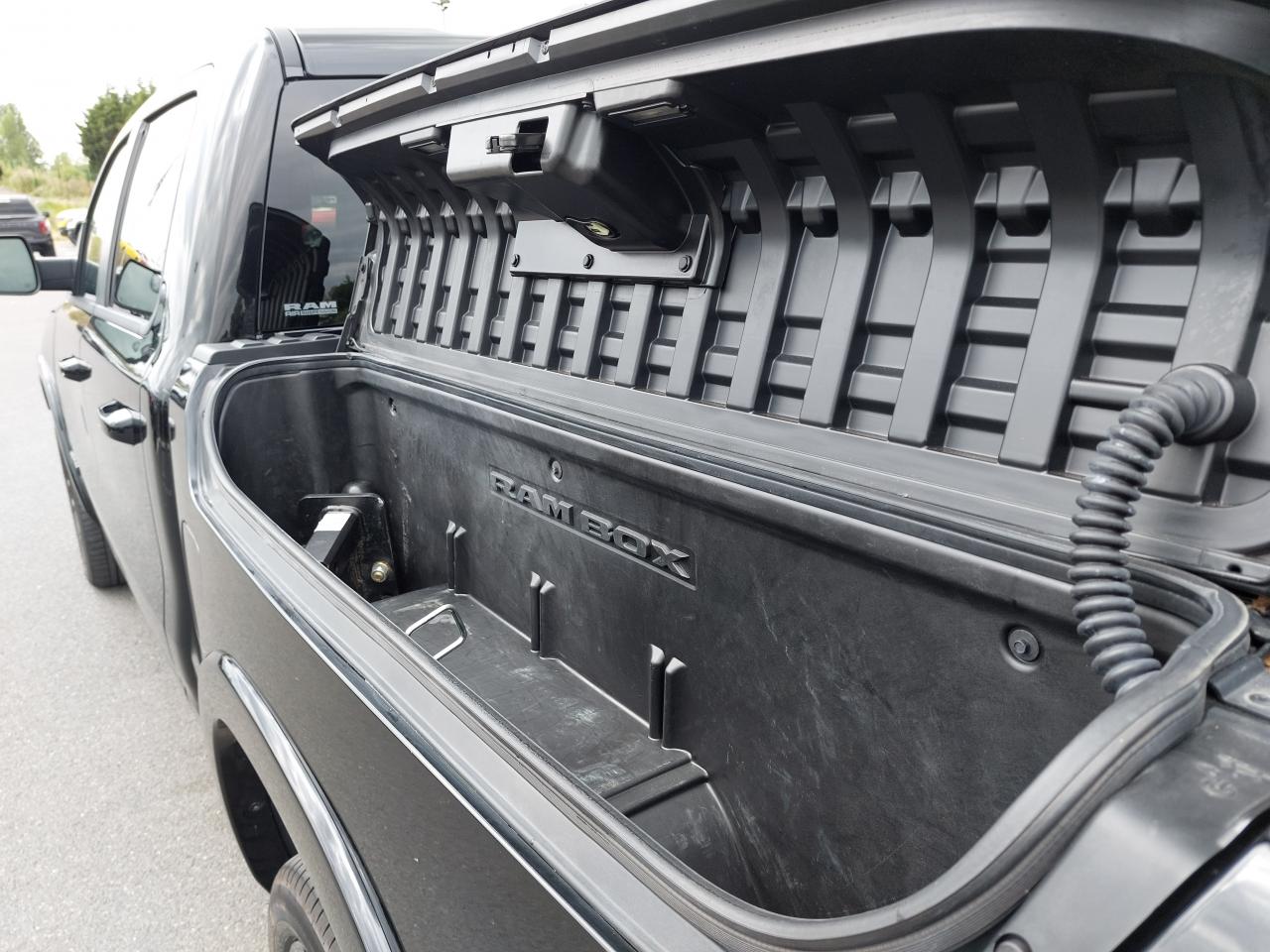 DODGE RAM 1500 CREW CAB LIMITED BLACK PACKAGE RAMBOX