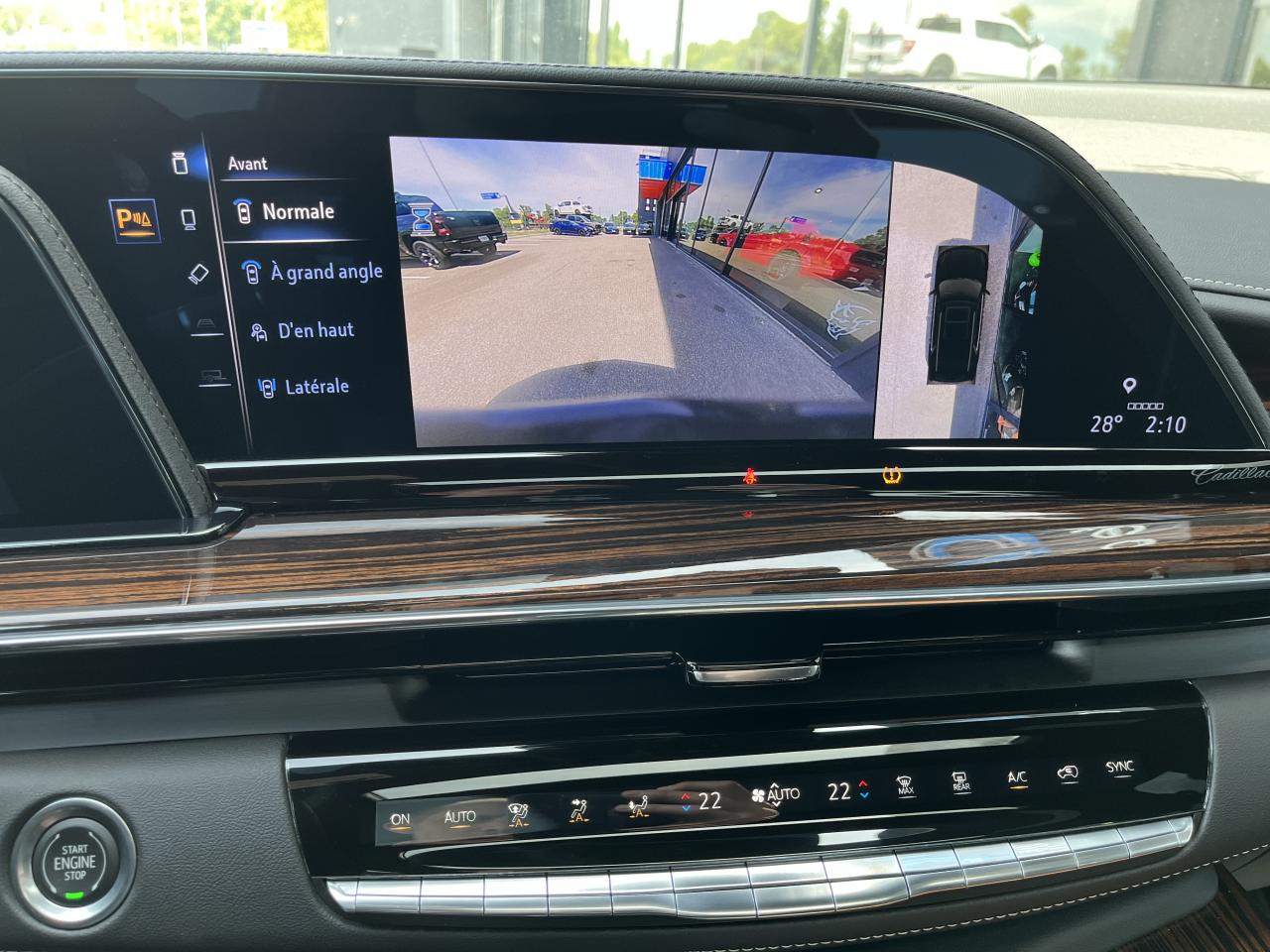 CADILLAC ESCALADE ESV Premium Luxury V8 6.2L - PAS DE MALUS