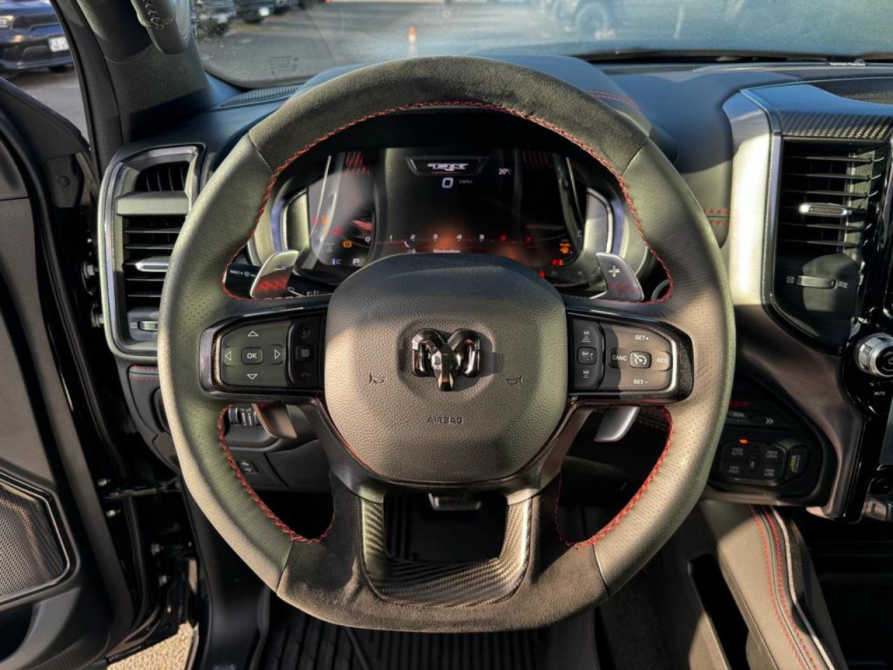 DODGE RAM 1500 CREW CAB TRX 6.2L V8