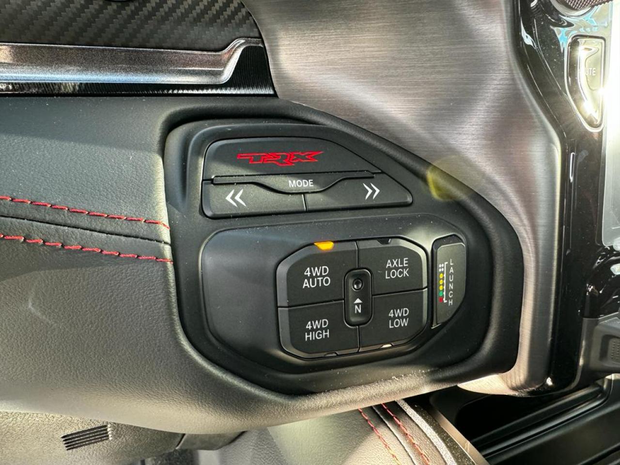 DODGE RAM 1500 CREW CAB TRX 6.2L V8