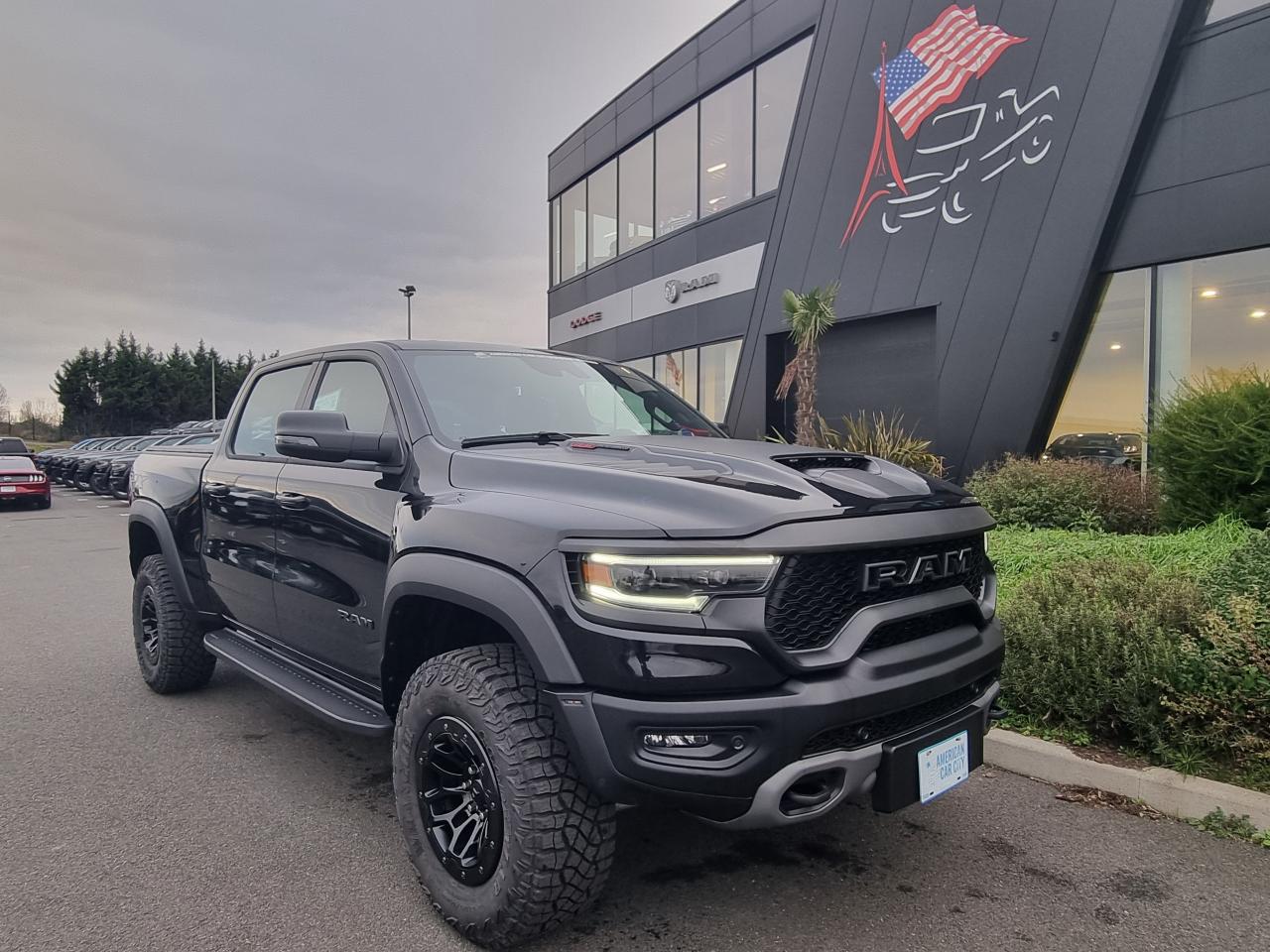 DODGE RAM 1500 CREW CAB TRX 6.2L V8