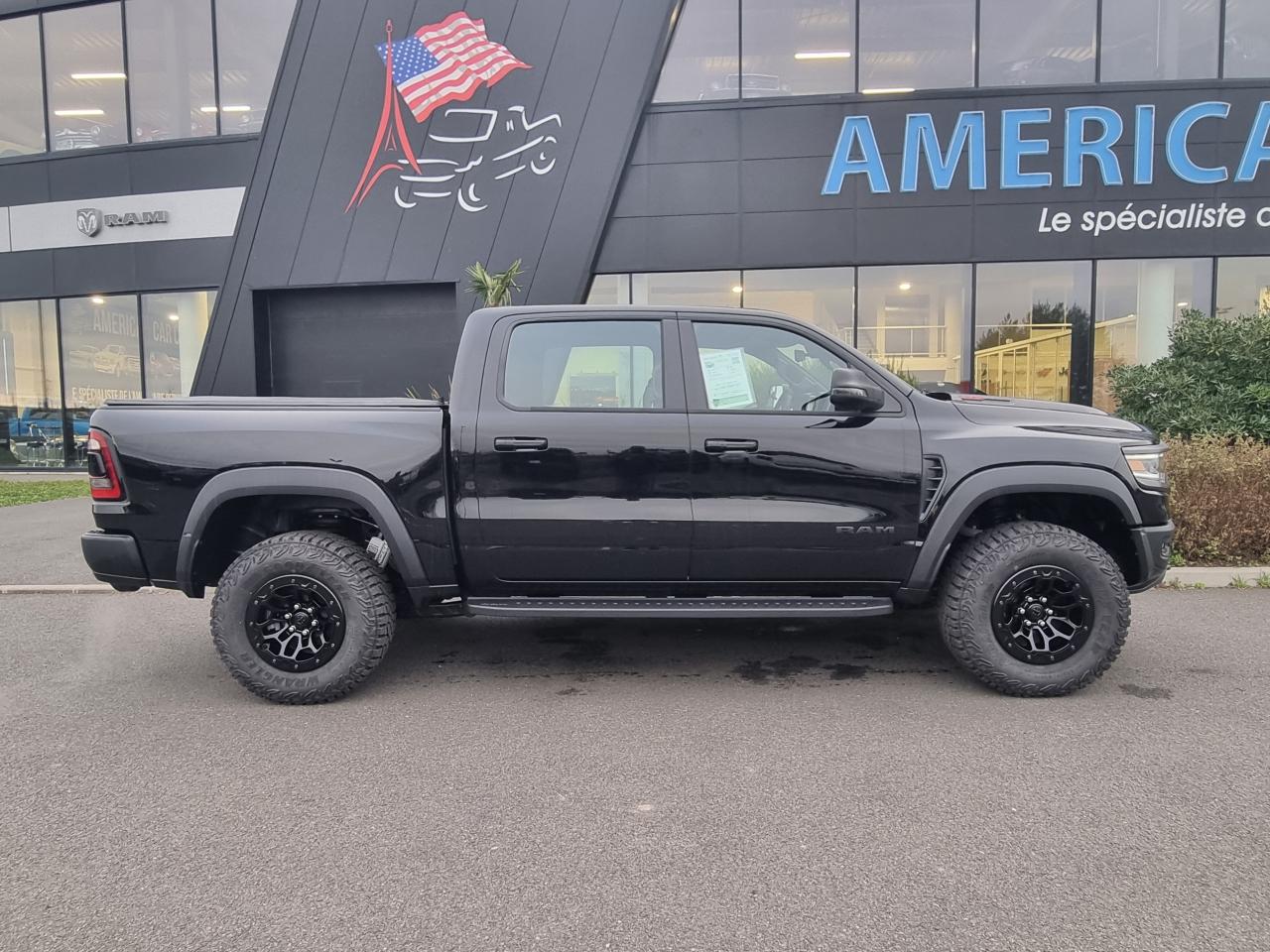 DODGE RAM 1500 CREW CAB TRX 6.2L V8