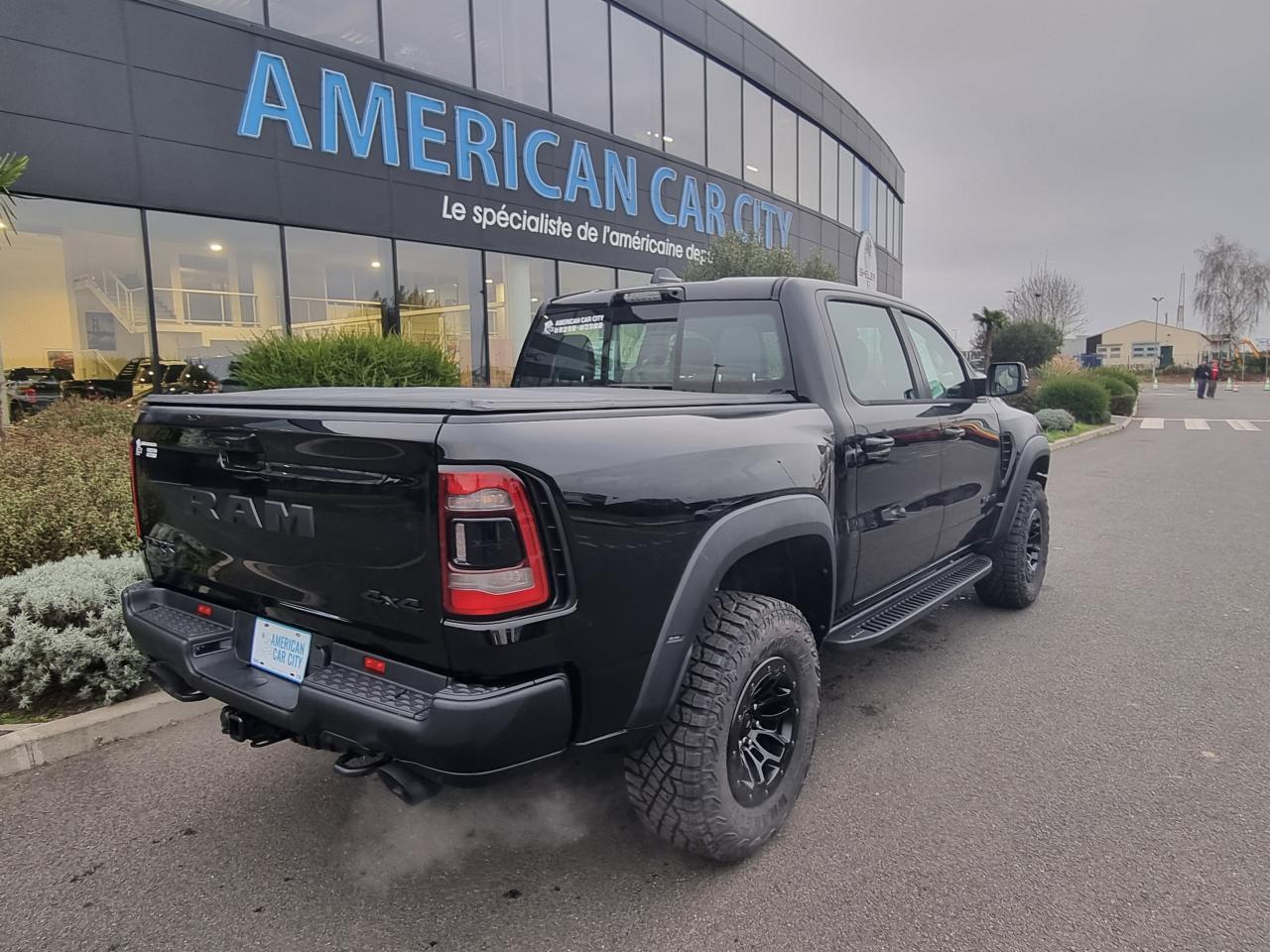 DODGE RAM 1500 CREW CAB TRX 6.2L V8