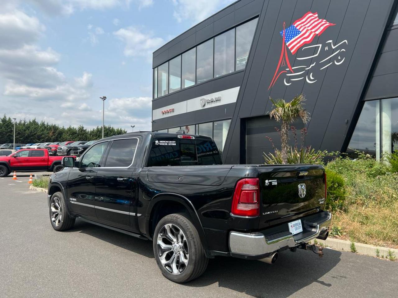 DODGE RAM 1500 CREW LIMITED RAMBOX