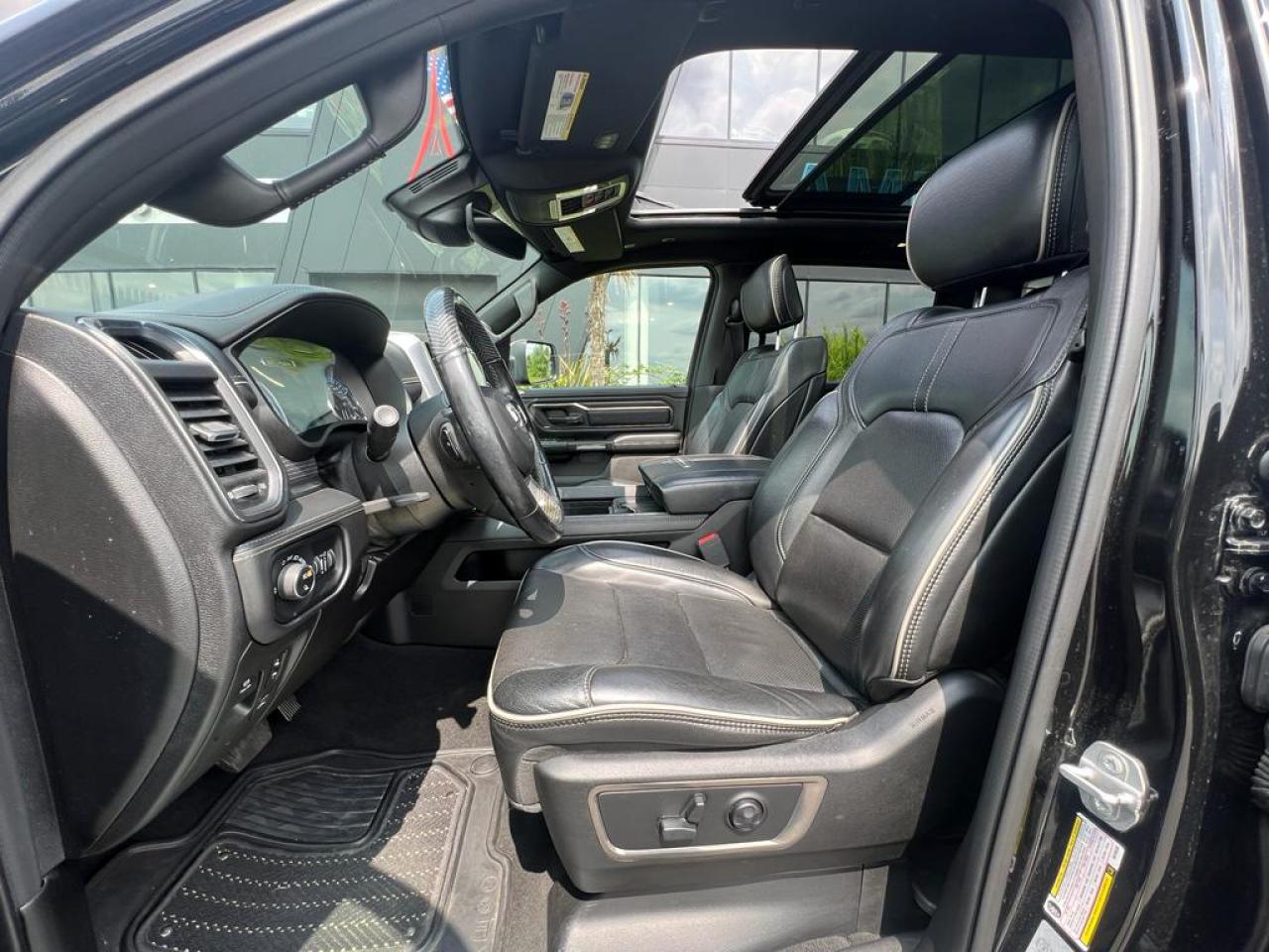 DODGE RAM 1500 CREW LIMITED RAMBOX