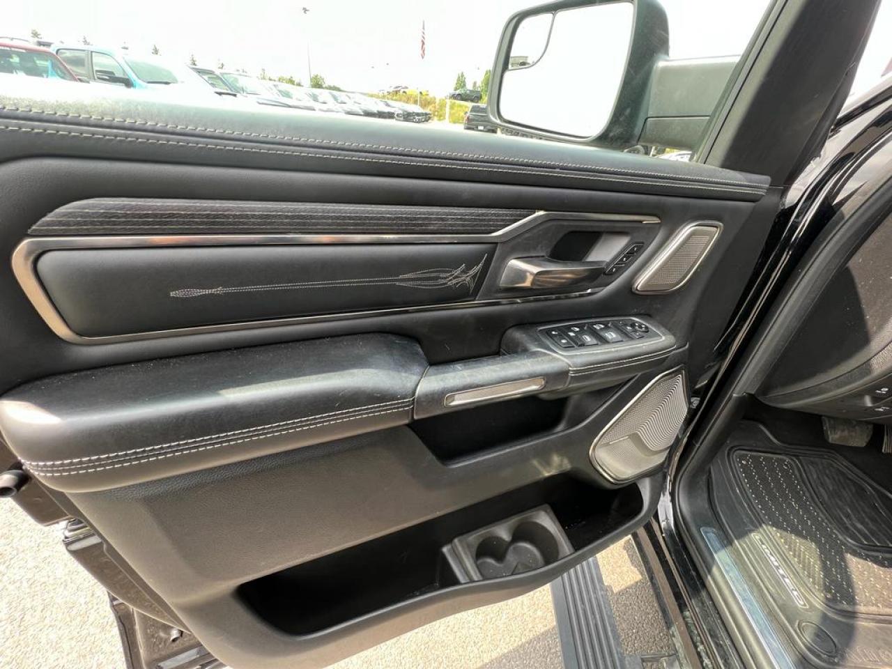 DODGE RAM 1500 CREW LIMITED RAMBOX