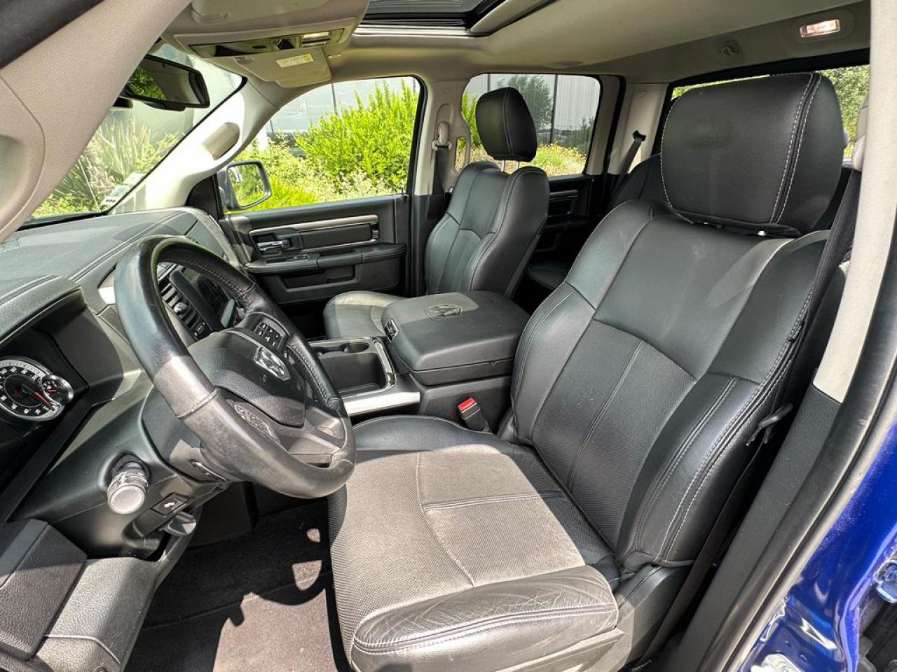 DODGE RAM 1500 CREW CAB SPORT BLACK EDITION