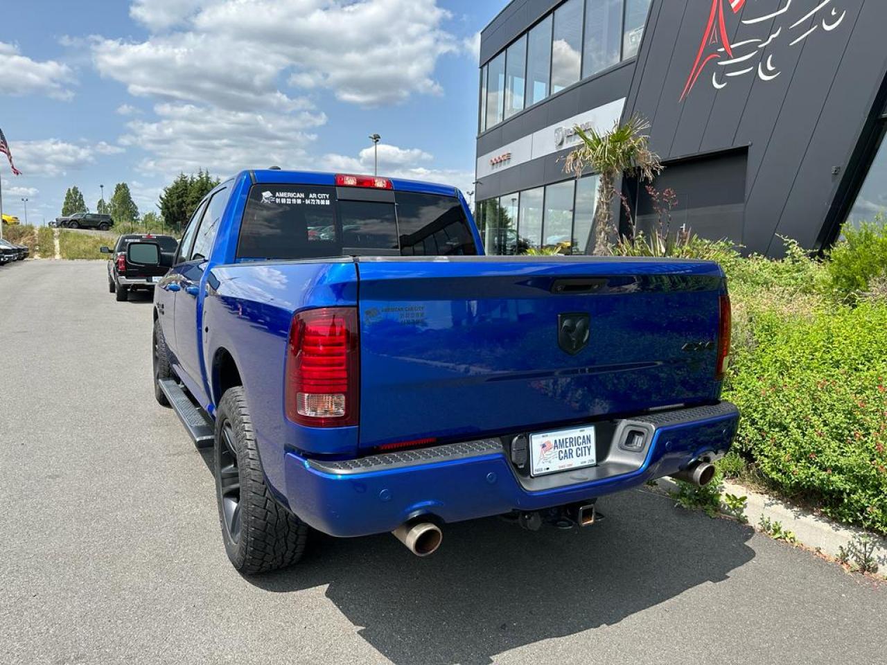 DODGE RAM 1500 CREW CAB SPORT BLACK EDITION