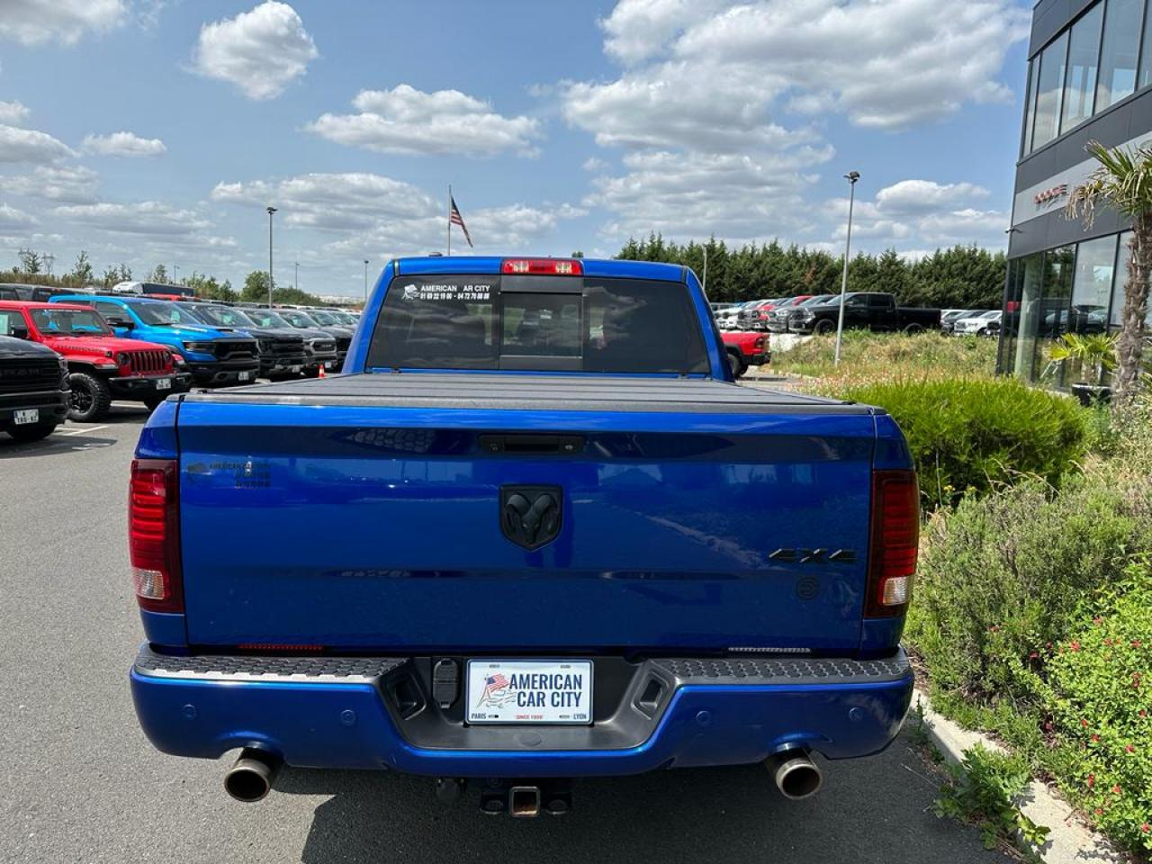 DODGE RAM 1500 CREW CAB SPORT BLACK EDITION