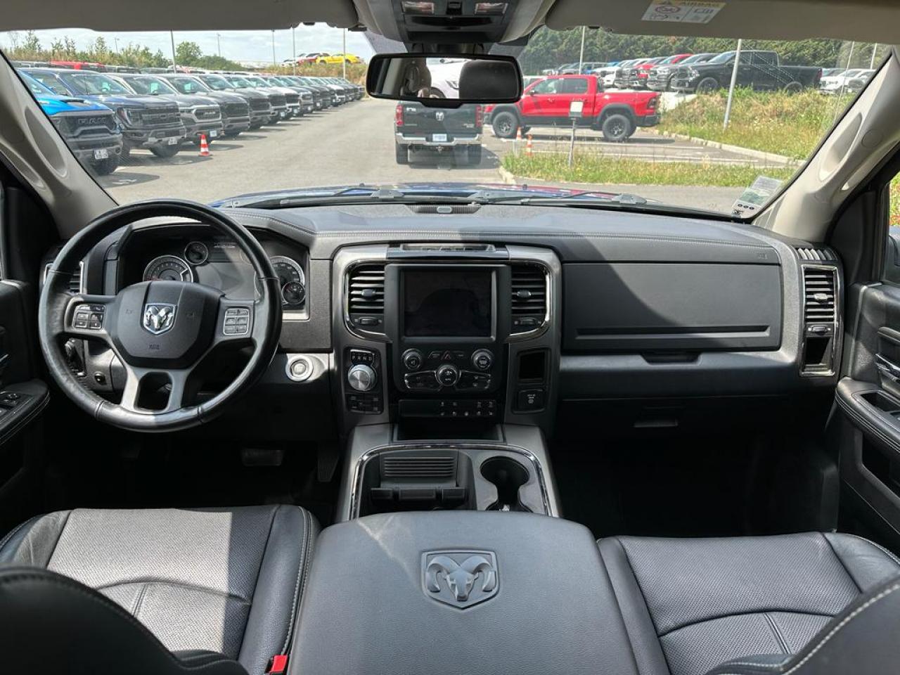 DODGE RAM 1500 CREW CAB SPORT BLACK EDITION