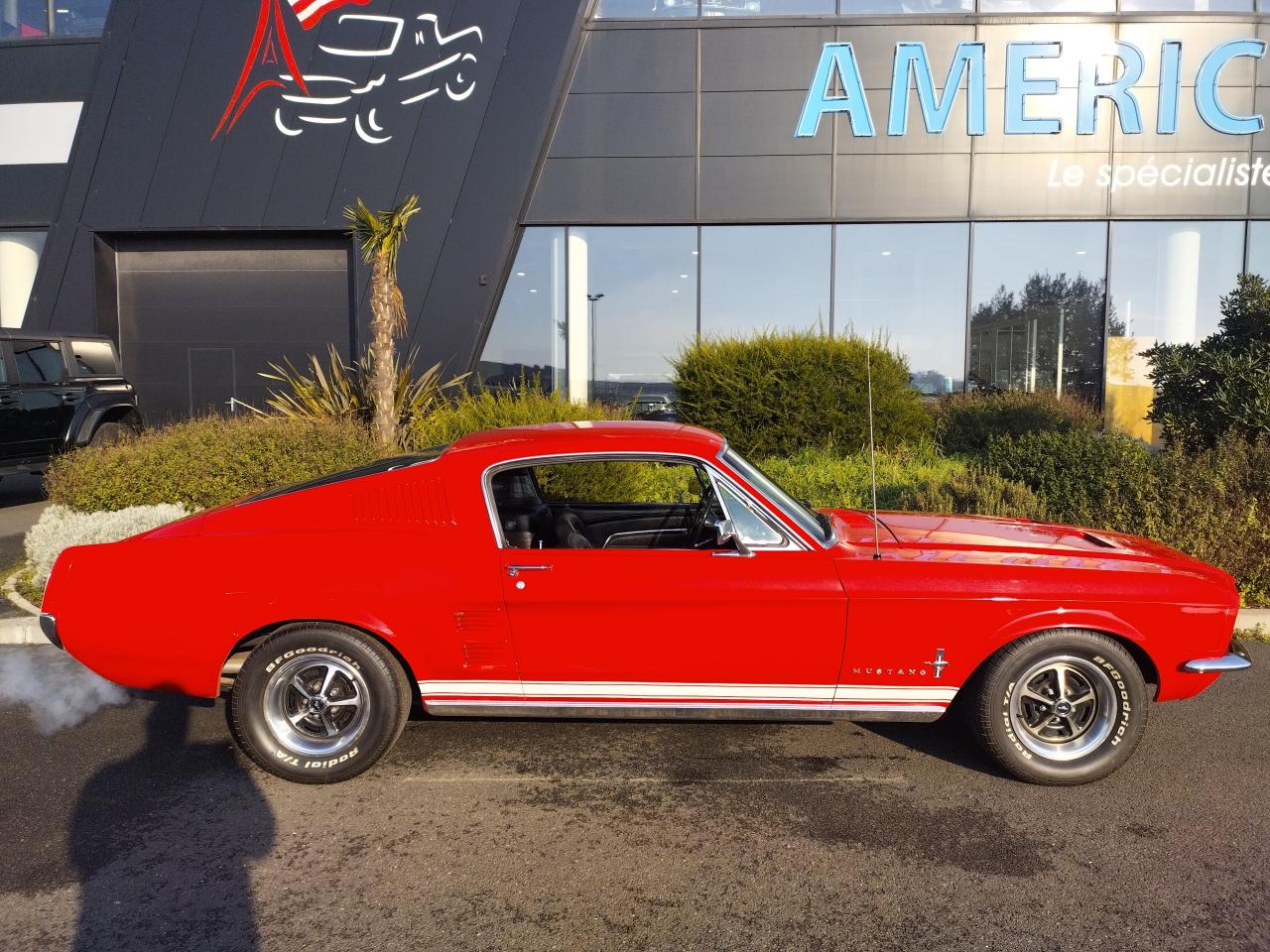 FORD MUSTANG 289 Fastback EN RESTAURATION CHEZ NOUS