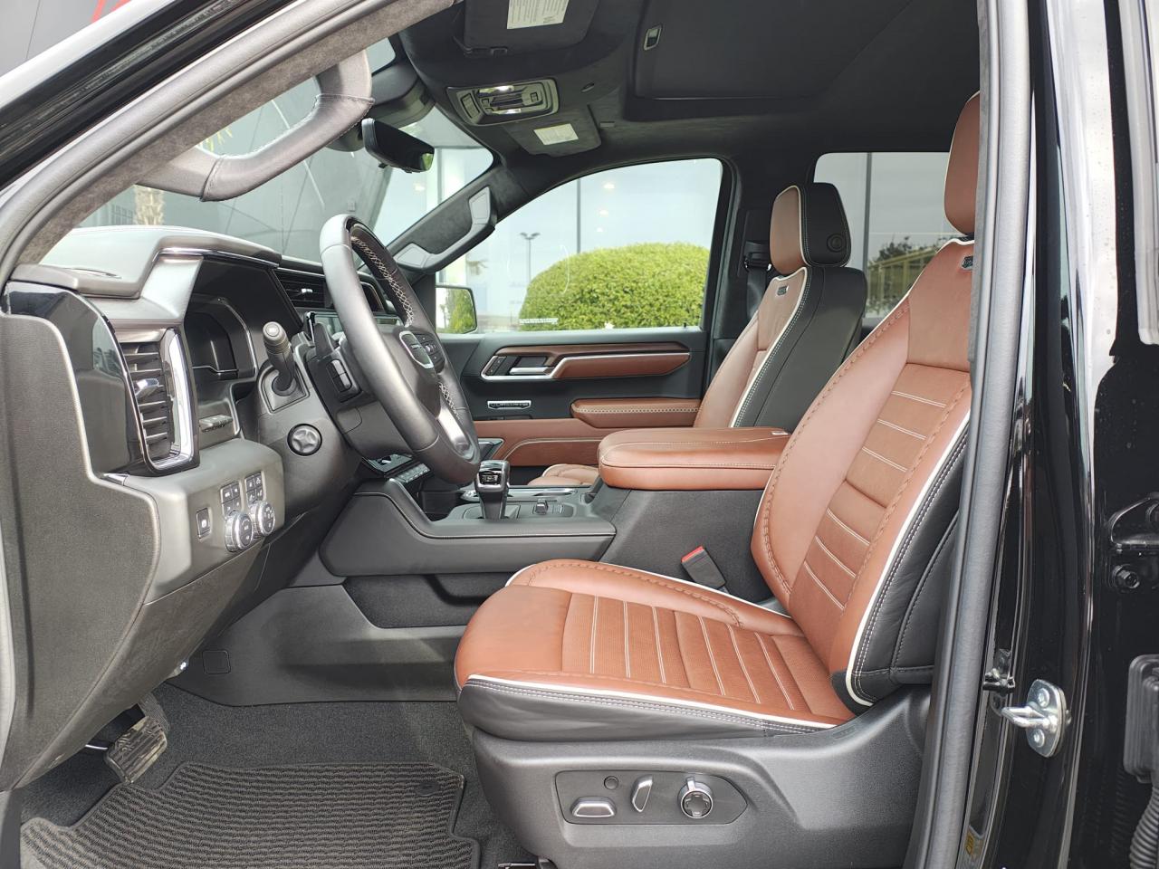 GMC Sierra 1500 Crew cab Denali Ultimate Edition V8 6.2L