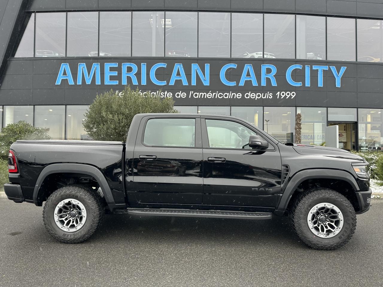 DODGE RAM 1500 CREW CAB TRX 6.2L V8