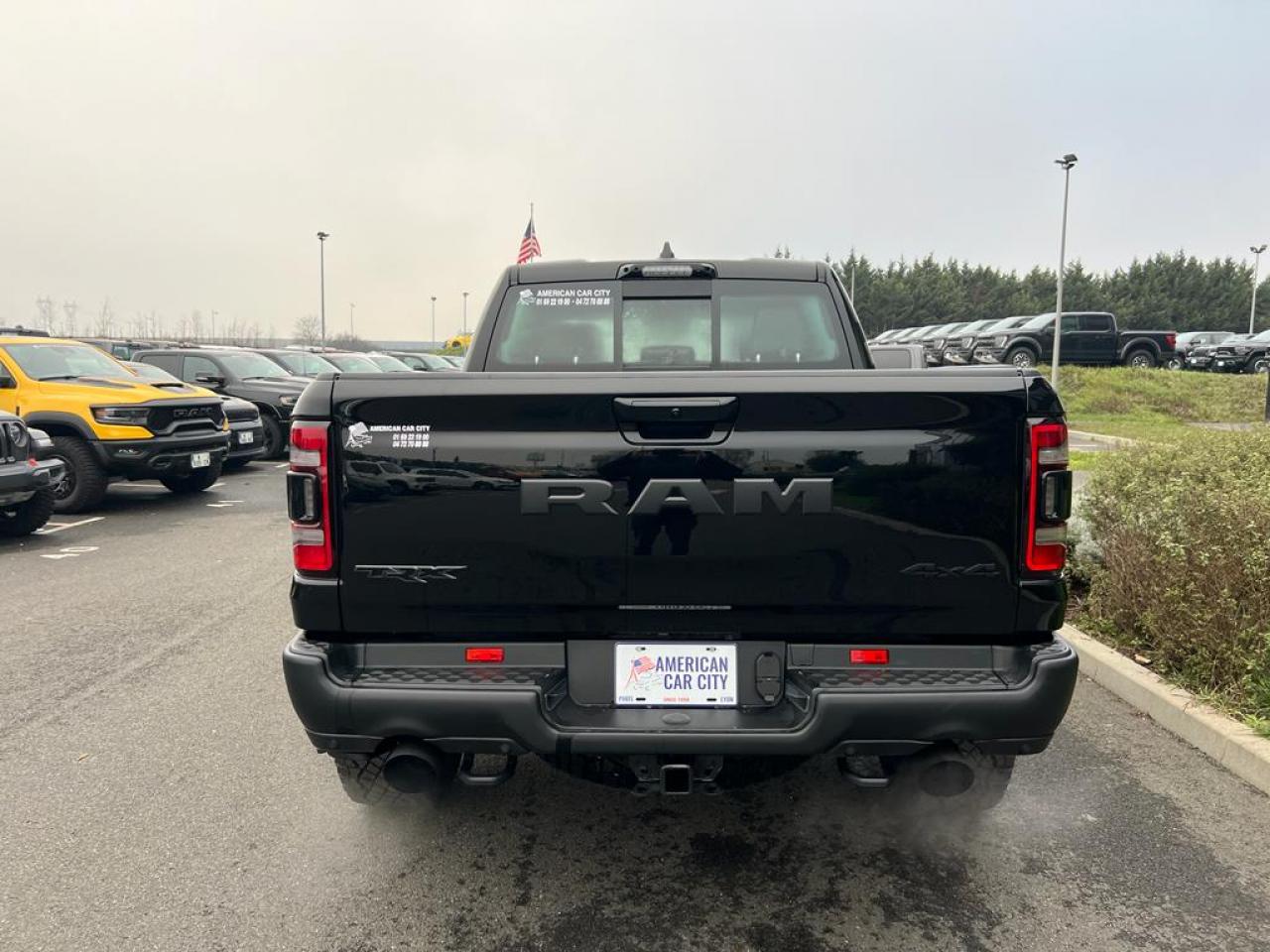 DODGE RAM 1500 CREW CAB TRX 6.2L V8