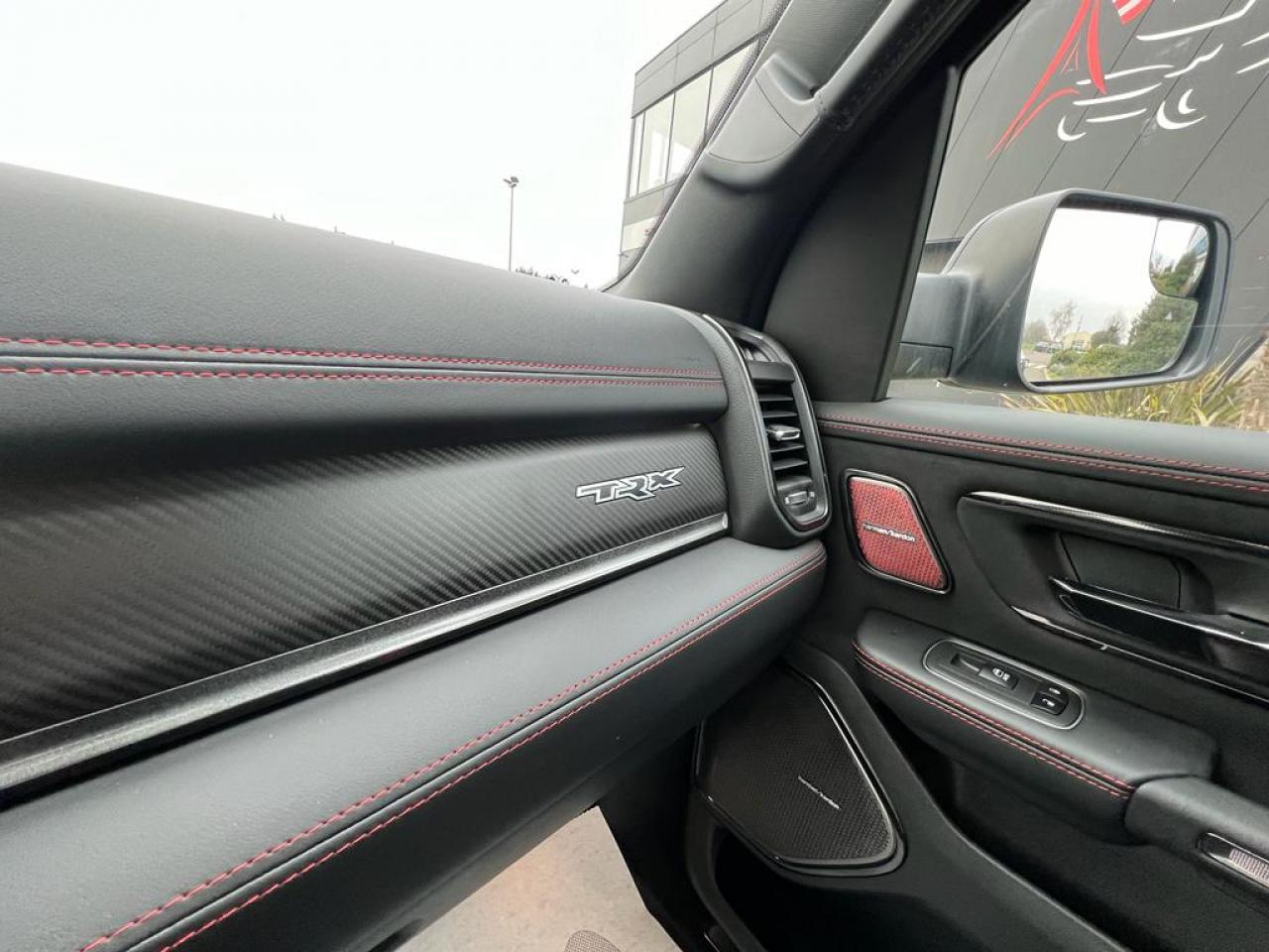 DODGE RAM 1500 CREW CAB TRX 6.2L V8