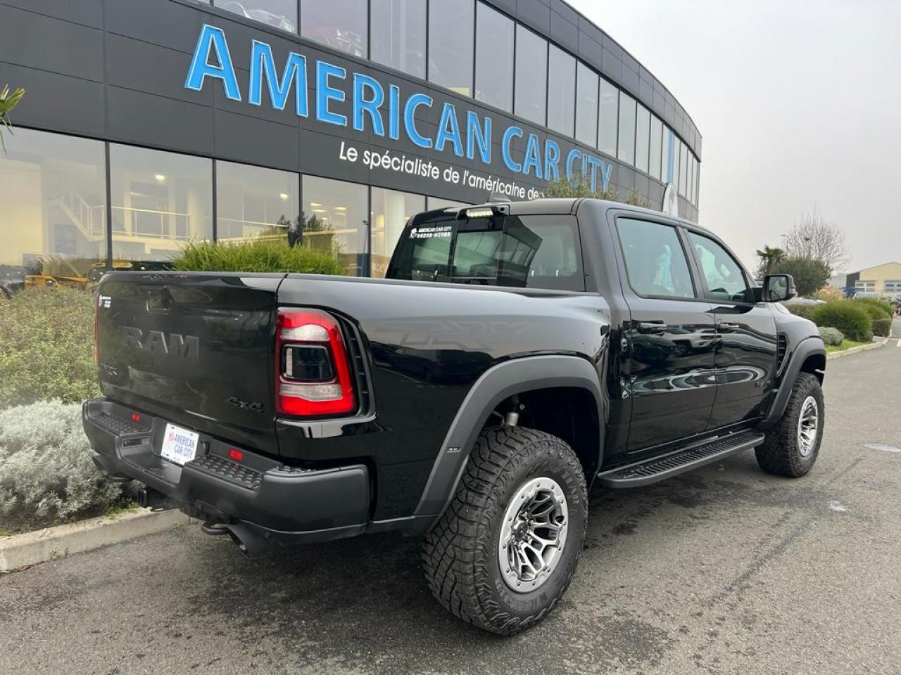 DODGE RAM 1500 CREW CAB TRX 6.2L V8