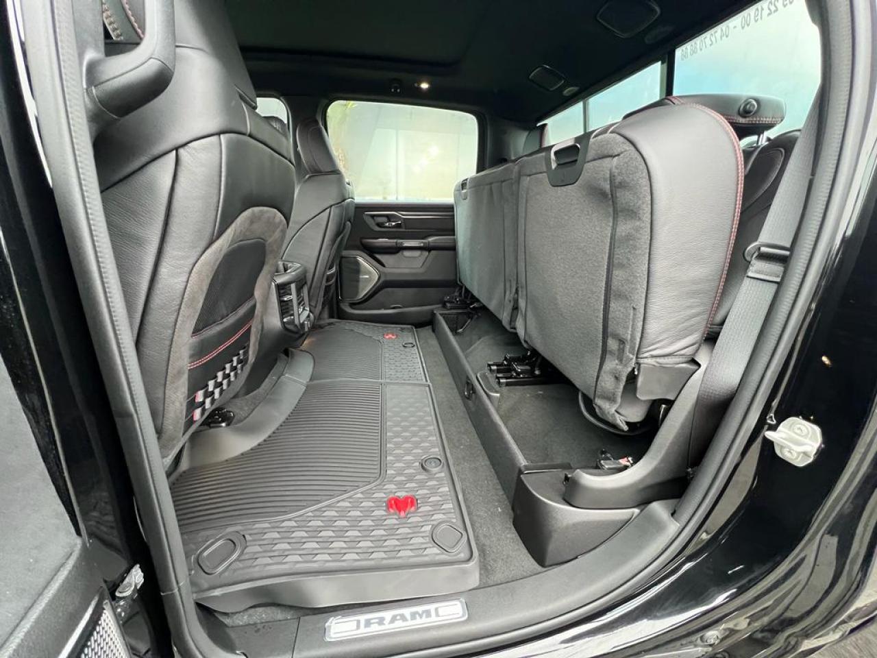 DODGE RAM 1500 CREW CAB TRX 6.2L V8